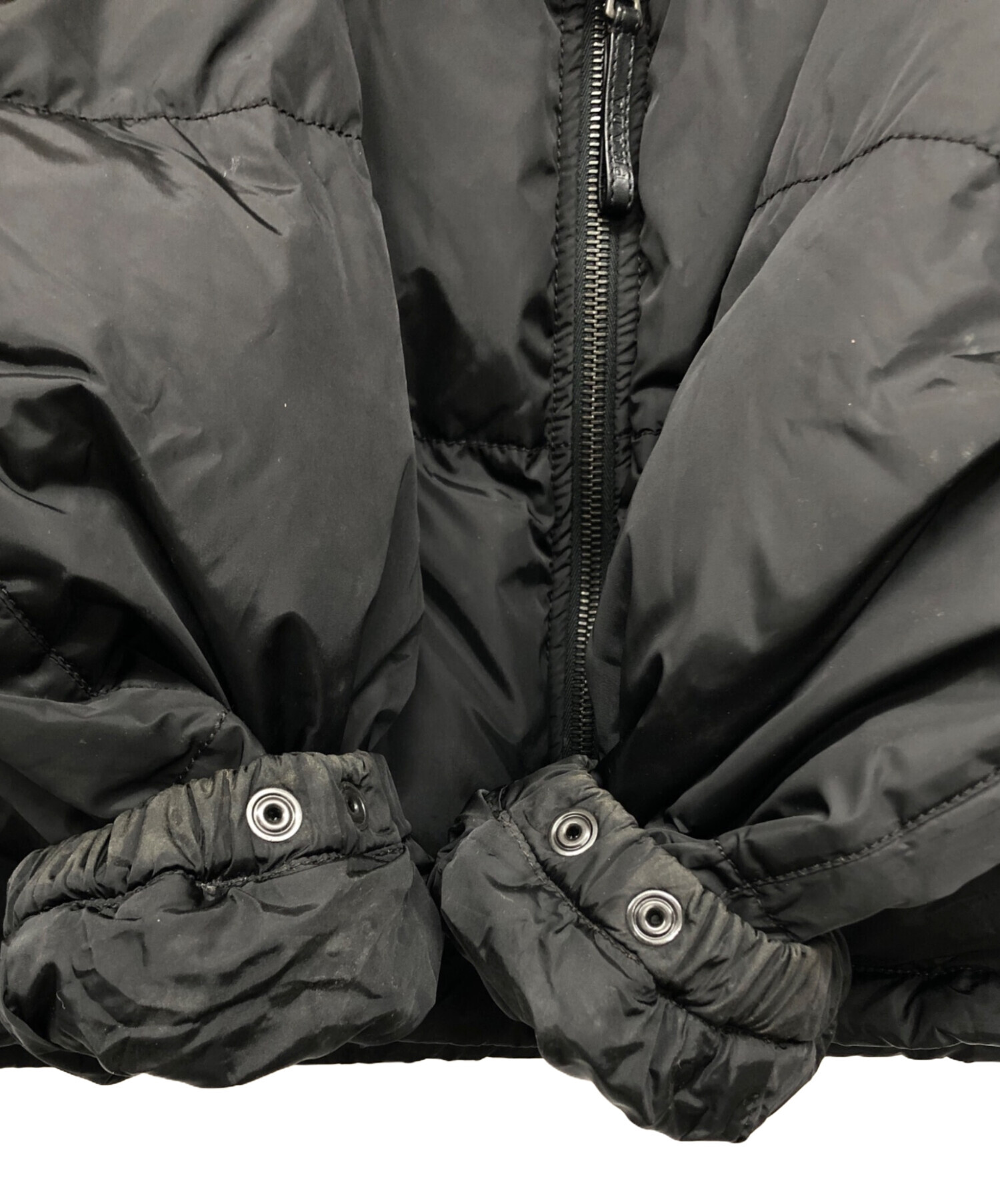 中古・古着通販】PRADA (プラダ) ダウンジャケット ブラック サイズ