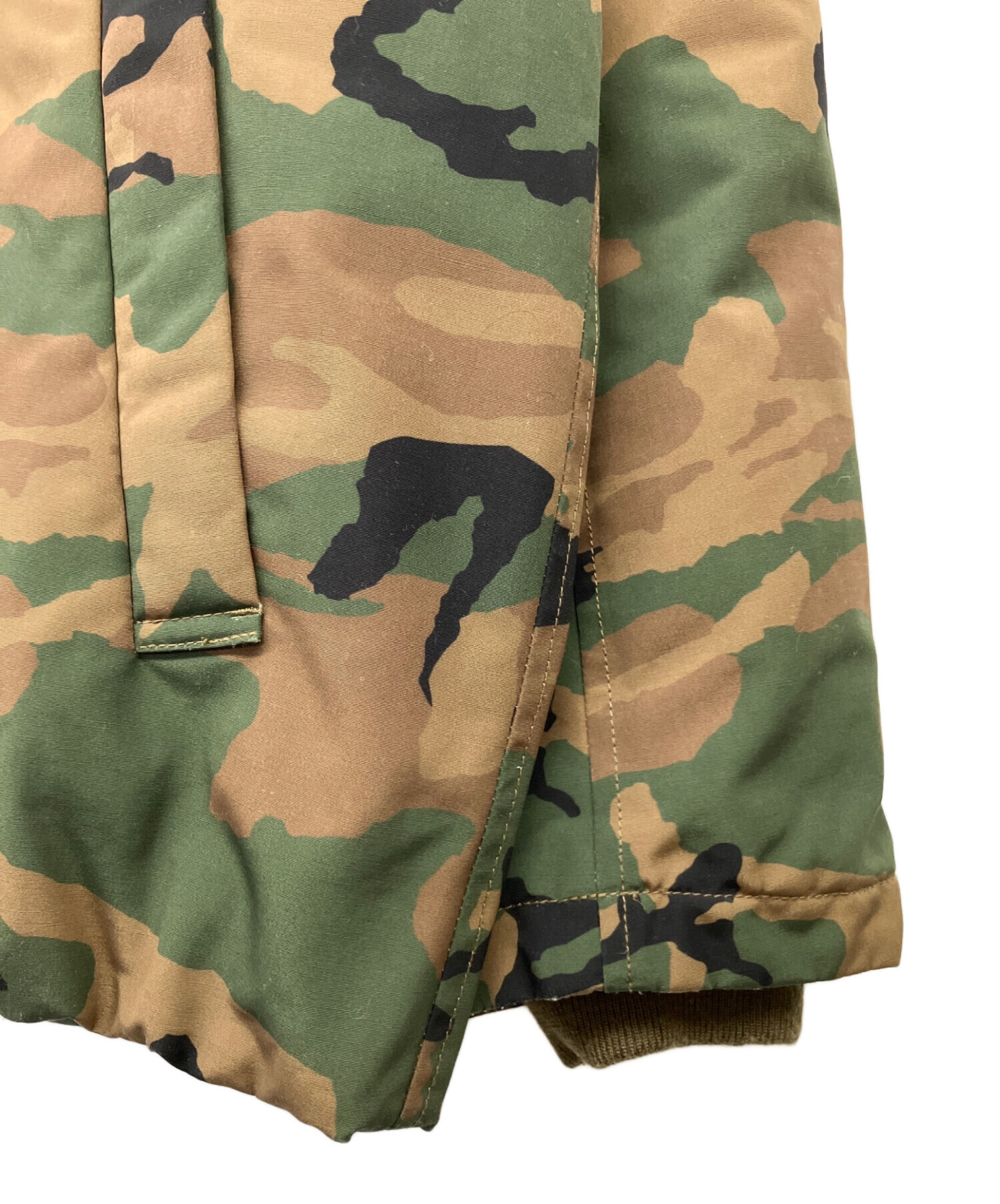 中古・古着通販】AVIREX (アヴィレックス) ダウンジャケット カーキ