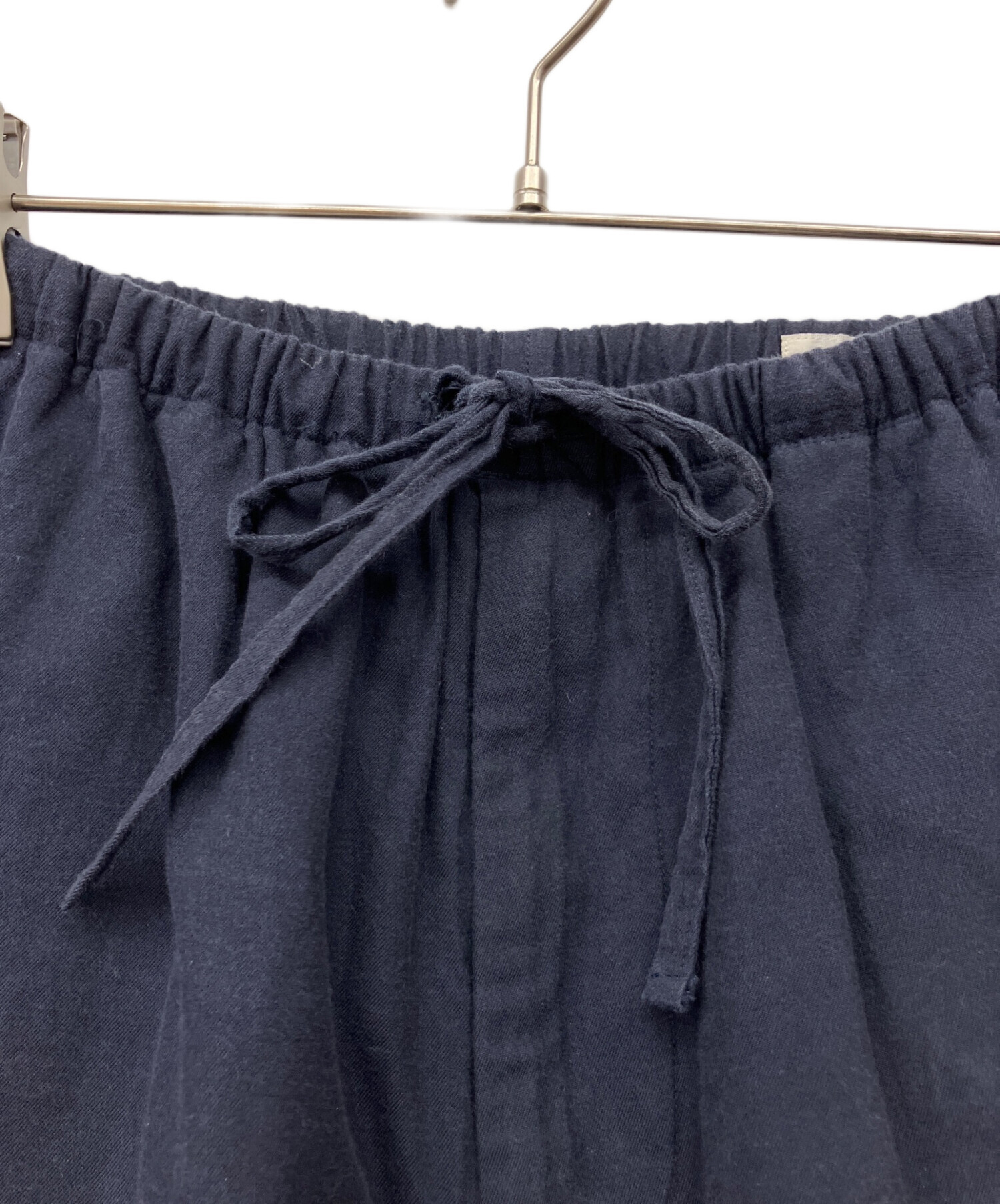 中古・古着通販】COMOLI (コモリ) コットンネル テーパードパンツ