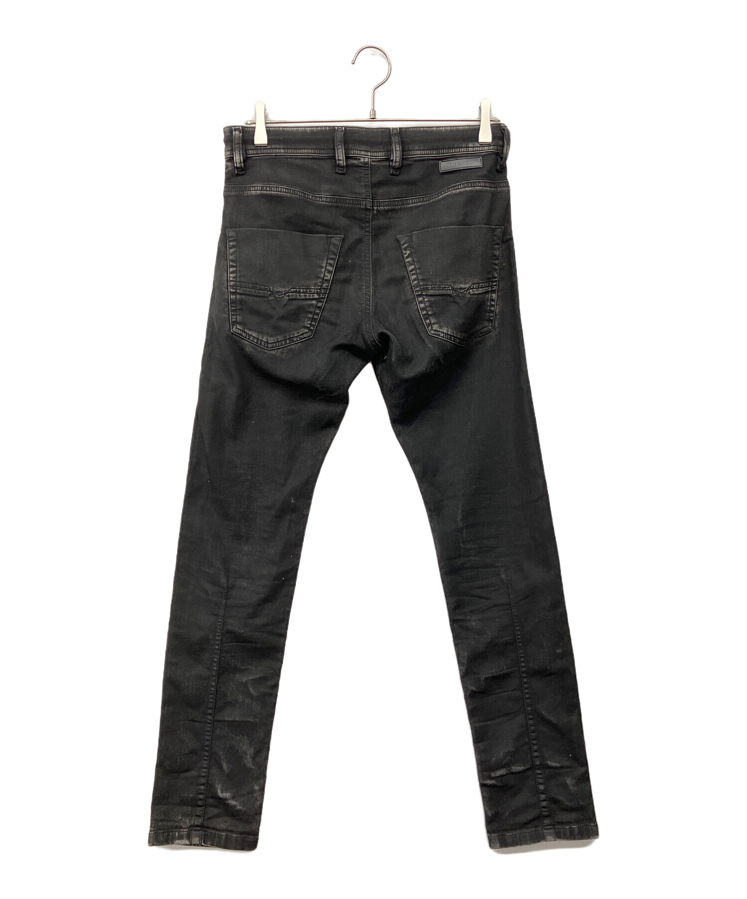 定価52800円 DIESEL 近年モデル　コーティングブラックデニム　ジーンズ 中古・古着通販】DIESEL (ディーゼル) コーティングデニムパンツ