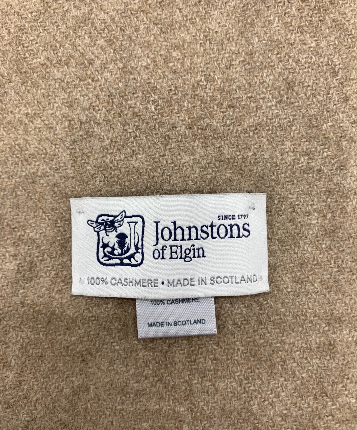 Johnstons of Elgin ストール  ベージュ 【古着】【中古】【送料無料】 Johnstons of Elgin ストール ベージュ 【古着】【中古】【送料無料