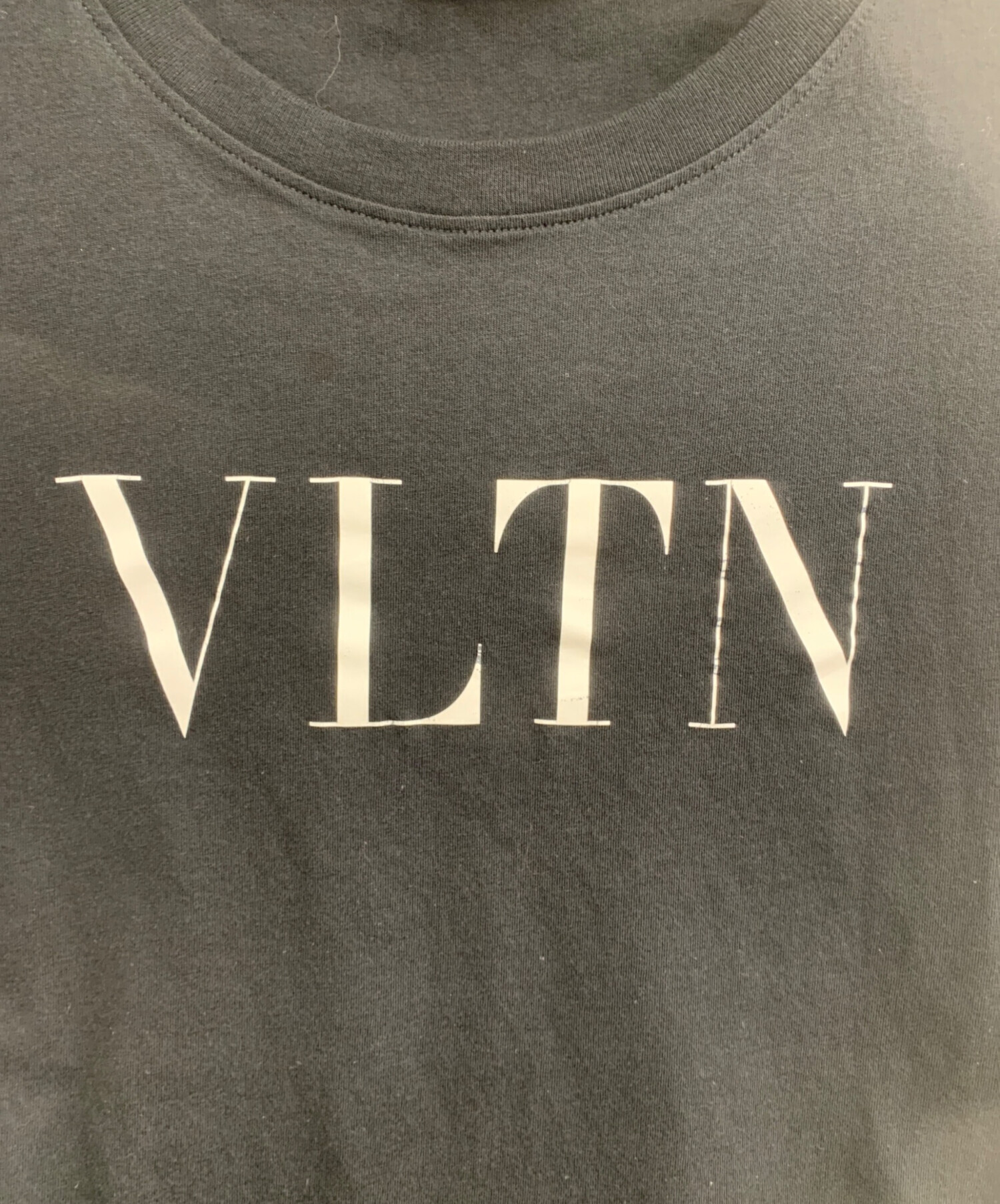 中古・古着通販】VALENTINO (ヴァレンティノ) ロゴプリントTシャツ