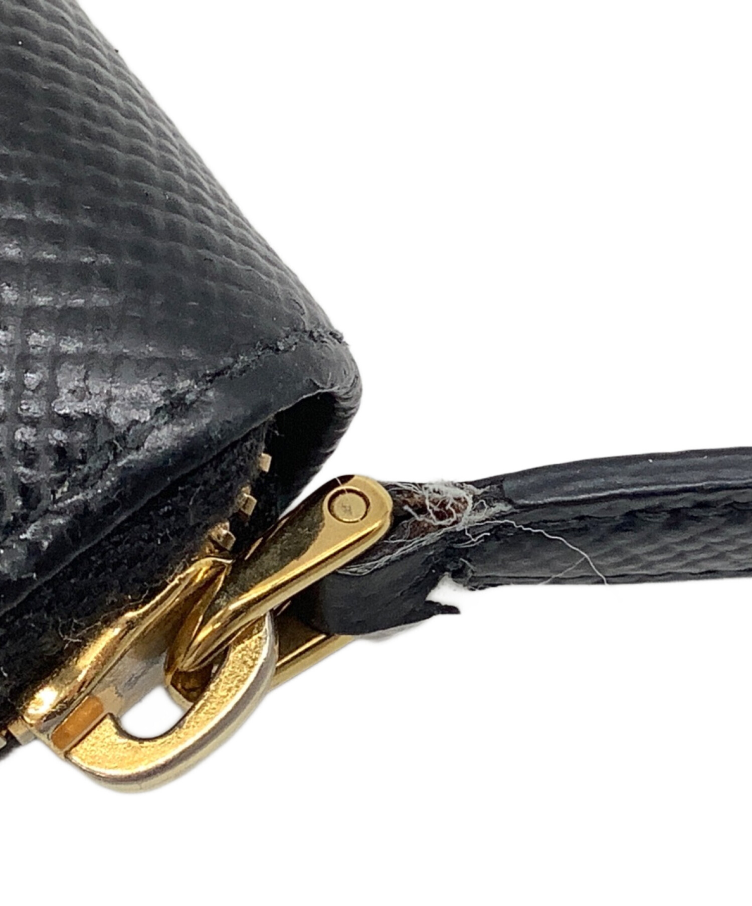 中古・古着通販】PRADA (プラダ) ラウンドファスナー長財布 ブラック