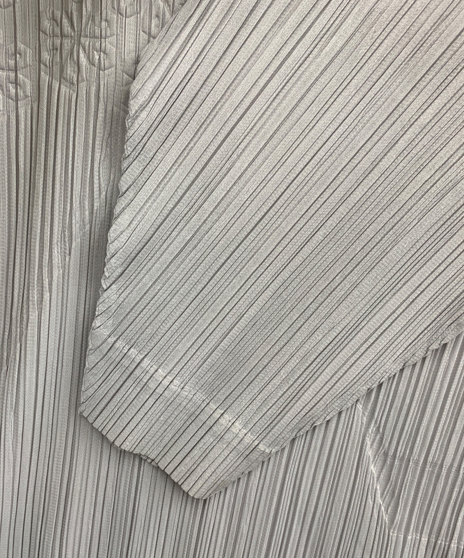 PLEATS PLEASE ４ ワンピース ライトグレー 中古・古着通販】PLEATS PLEASE (プリーツプリーズ) プリーツ