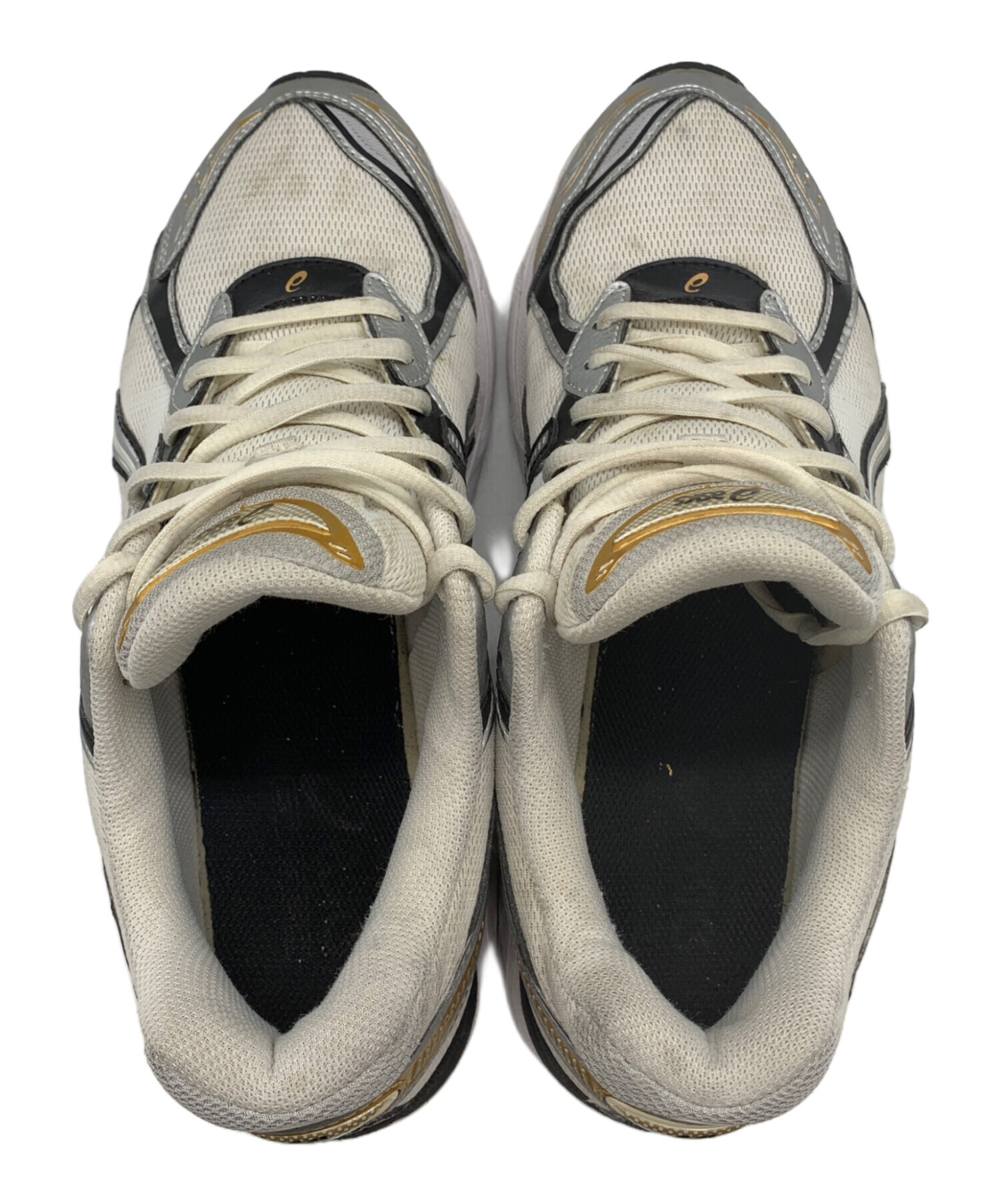 中古・古着通販】asics (アシックス) スニーカー ホワイト×シルバー