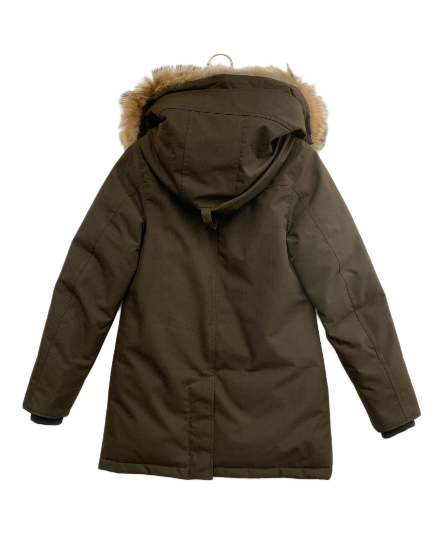 中古・古着通販】CANADA GOOSE (カナダグース) ダウンジャケット 中古・古着通販】CANADA GOOSE (カナダグース) ダウンジャケット
