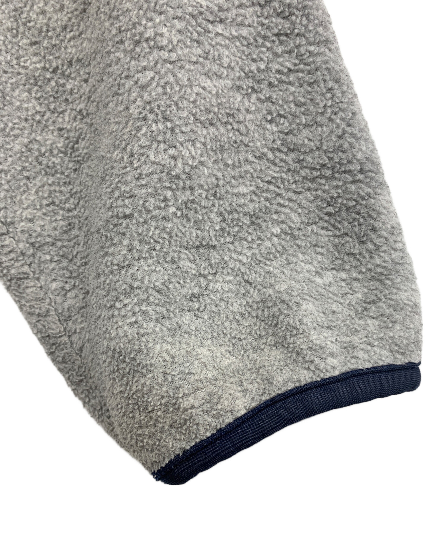 中古・古着通販】Patagonia (パタゴニア) シンチラスナップT グレー