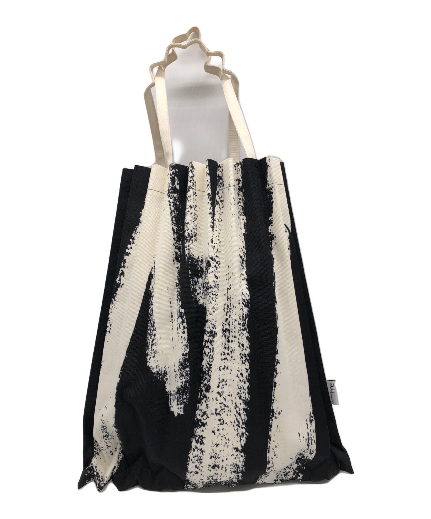 me ISSEY MIYAKE プリーツトートバッグ