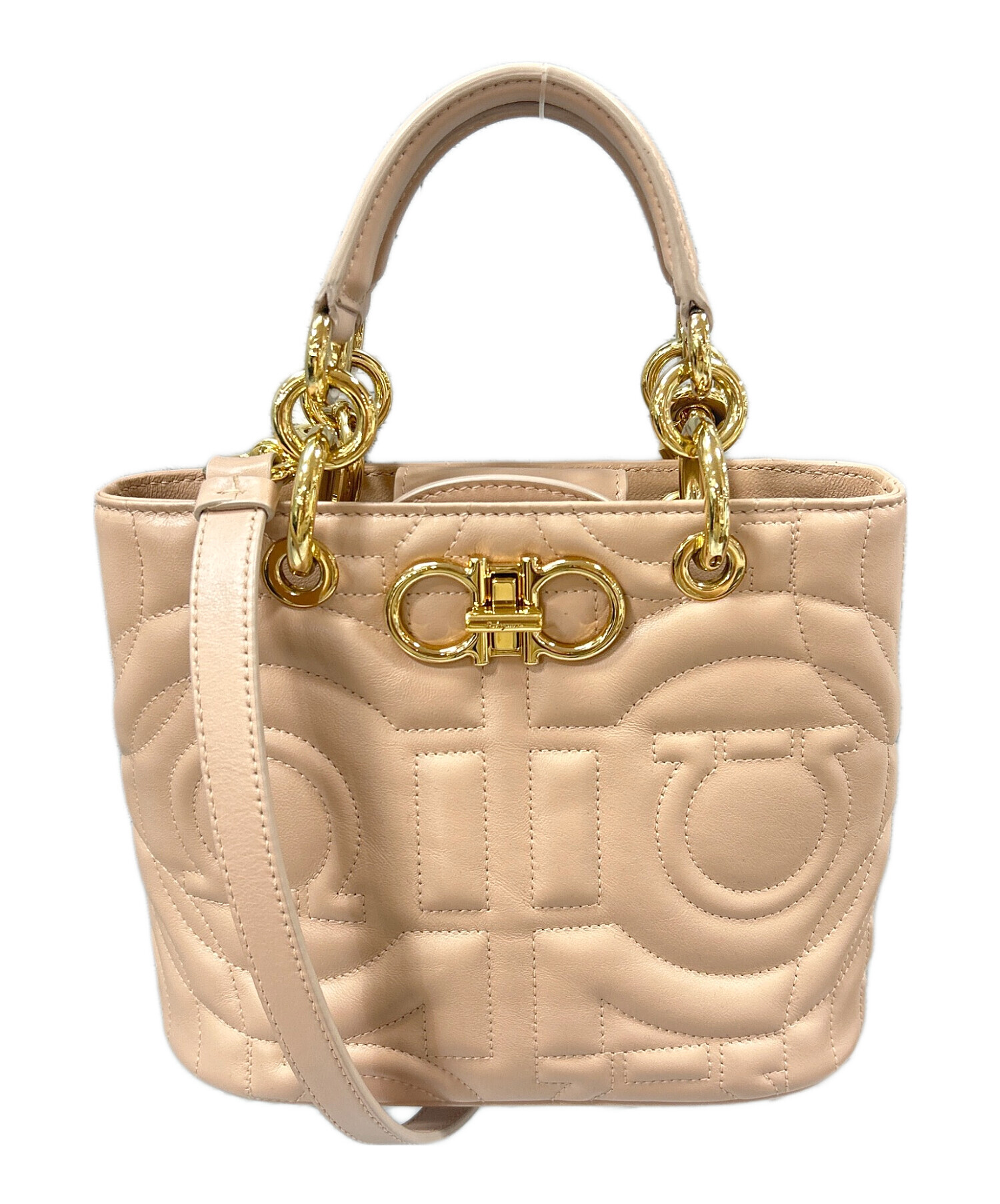 サルヴァトーレフェラガモ キルティングレザーハンドバッグ 美品 中古・古着通販】Salvatore Ferragamo (サルヴァトーレ フェラガモ