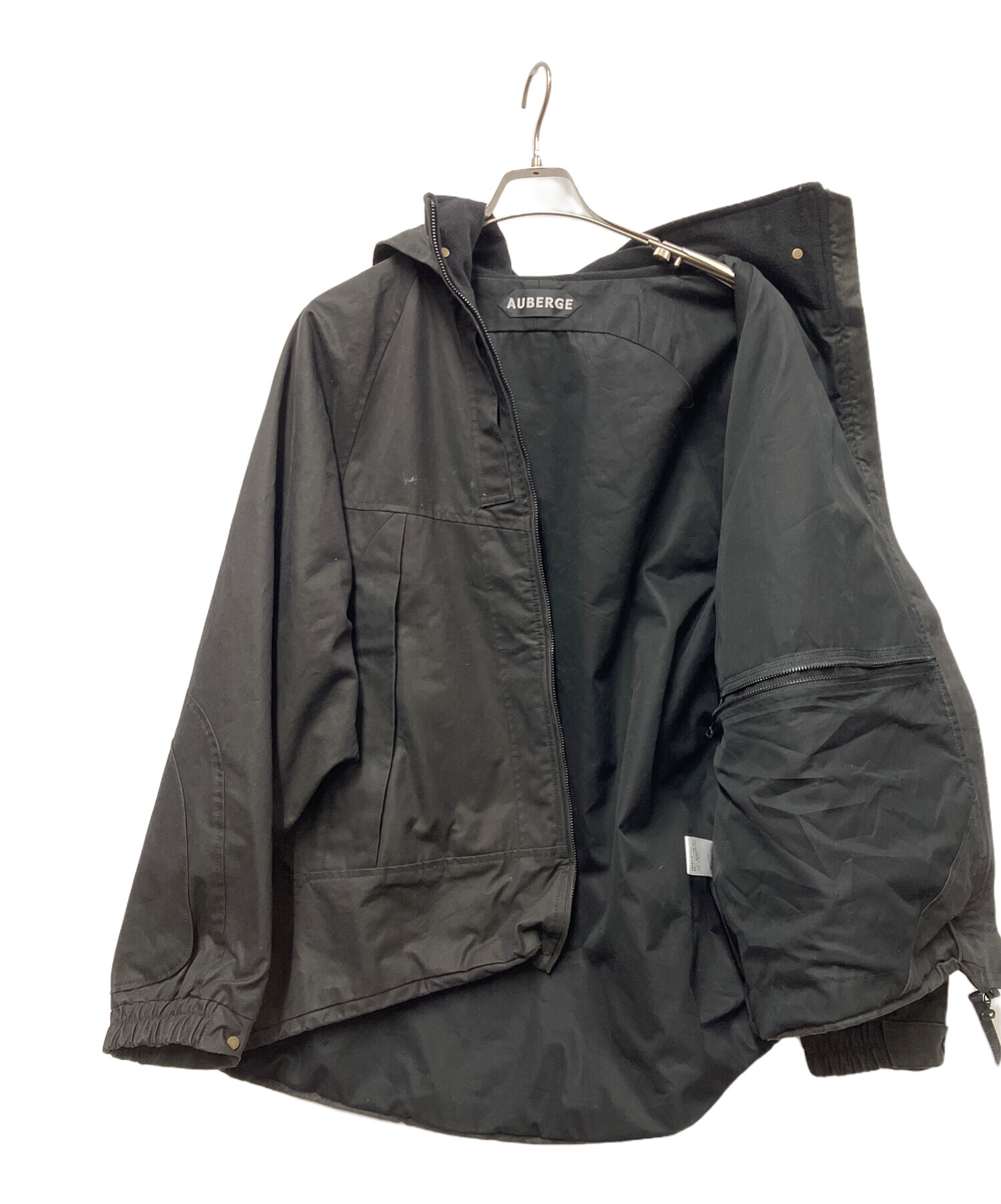 中古・古着通販】AUBERGE (オーベルジュ) マウンテンパーカー ブラック