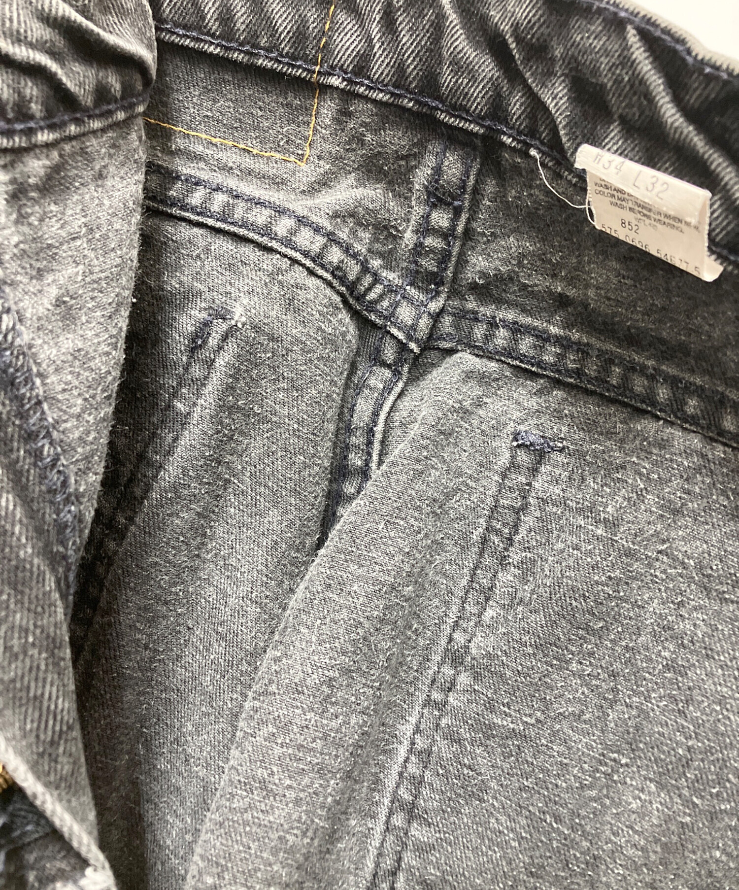 中古・古着通販】LEVI'S (リーバイス) デニムパンツ グレー サイズ:W34