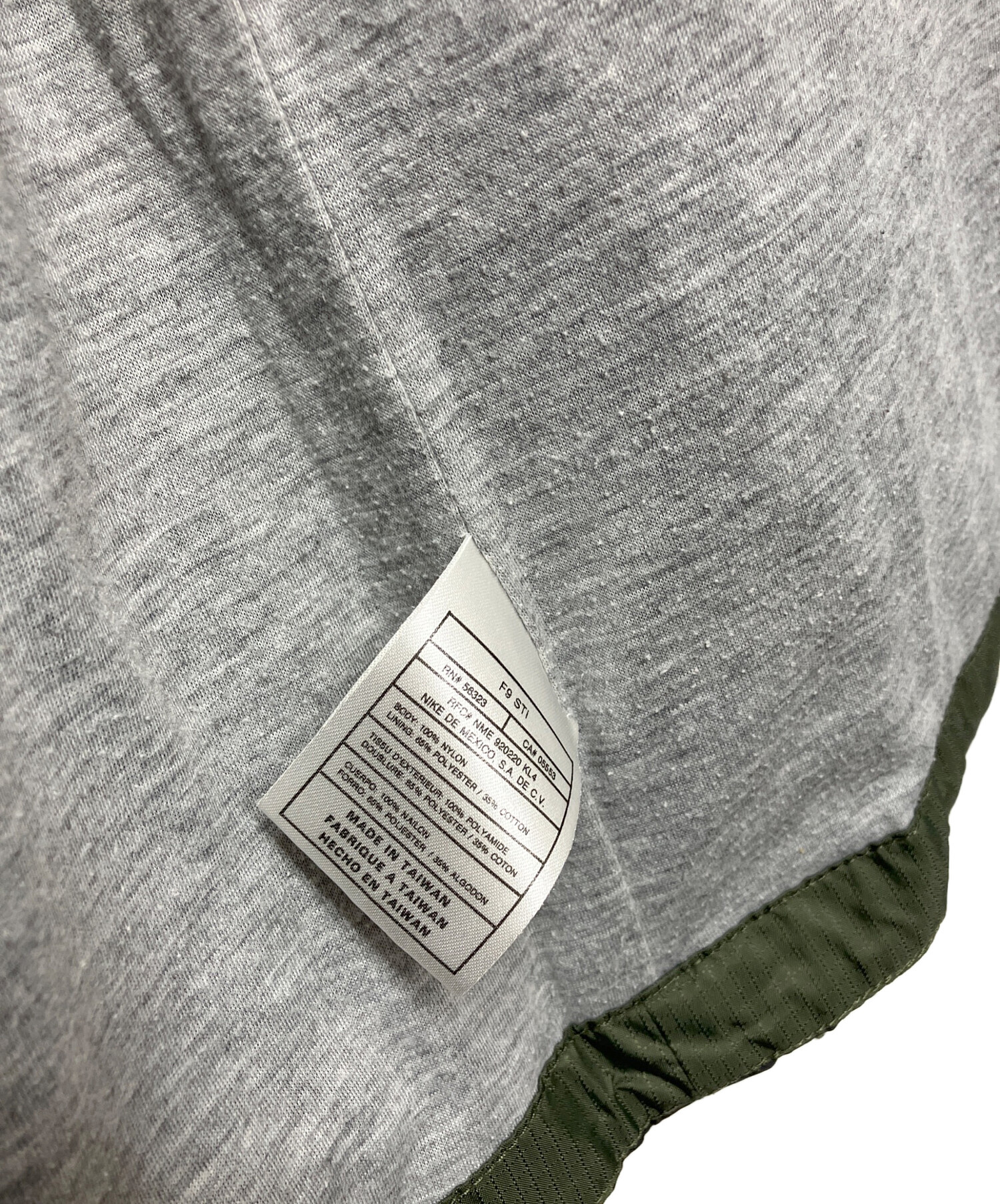 中古・古着通販】NIKE (ナイキ) ナイロンジャケット カーキ×ブラック