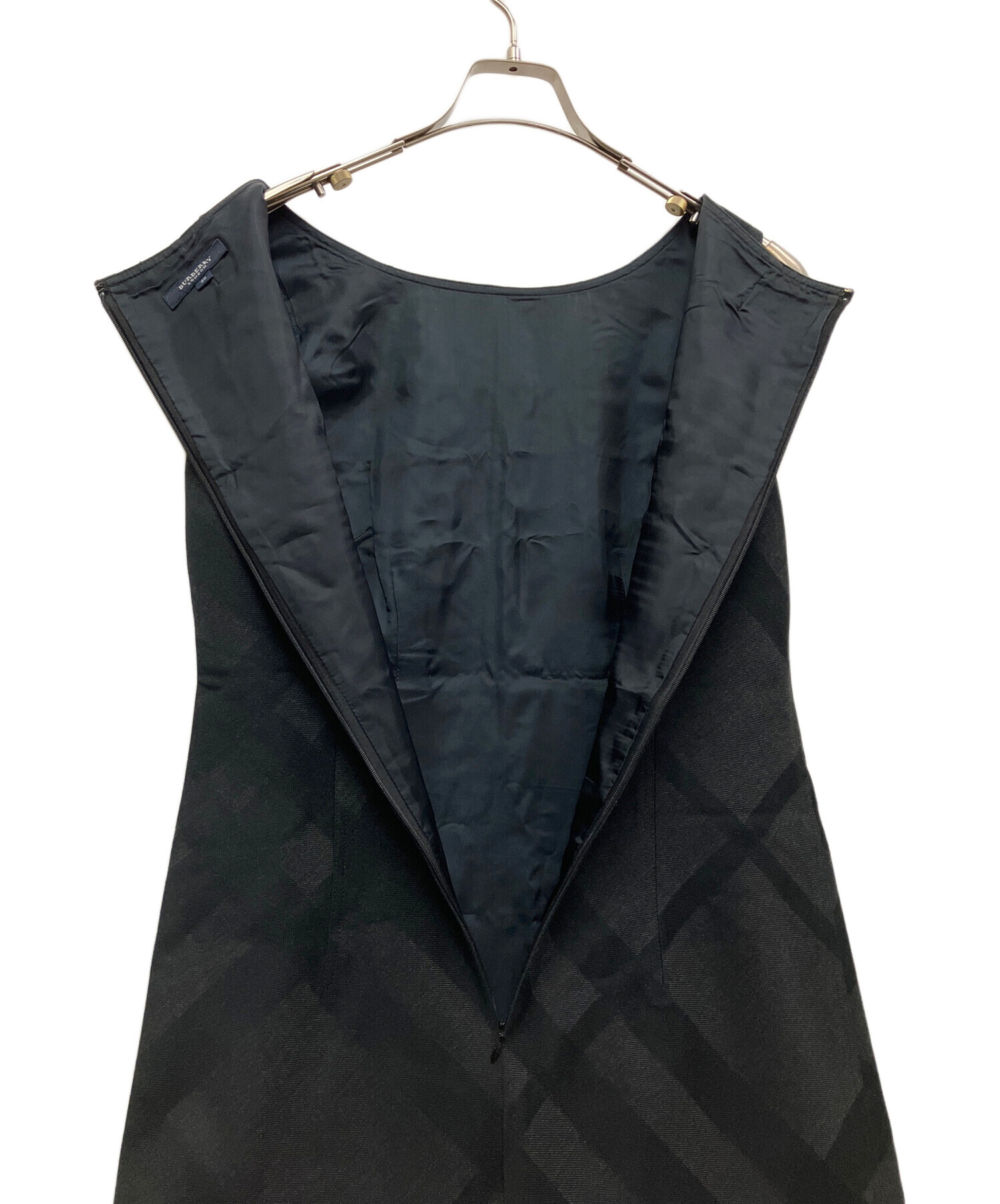 リ*ン様 Burberry ノースリーブドレス 40 中古・古着通販】BURBERRY LONDON (バーバリーロンドン) ノースリーブ