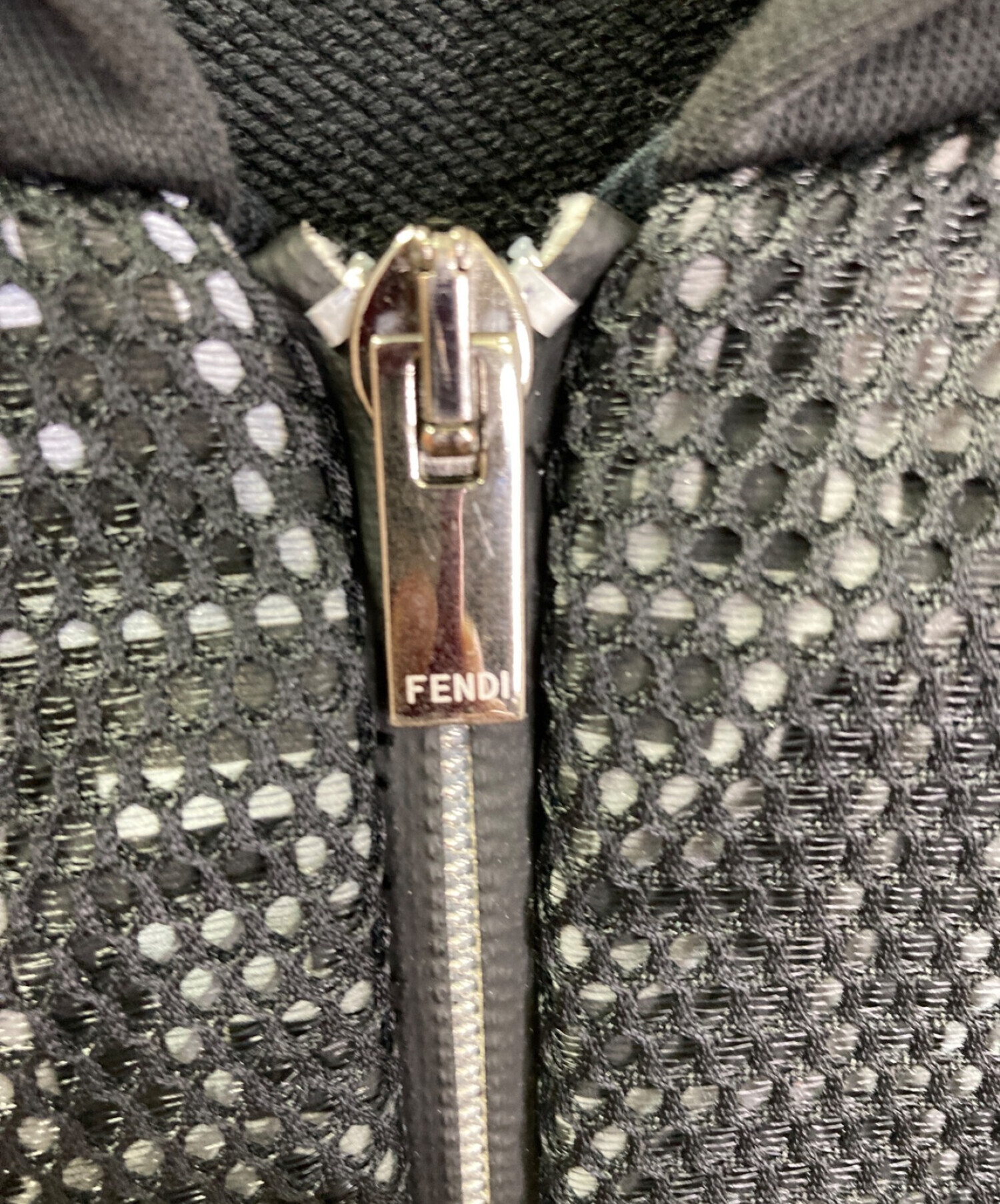 中古・古着通販】FENDI (フェンディ) ジップパーカー ブラック サイズ