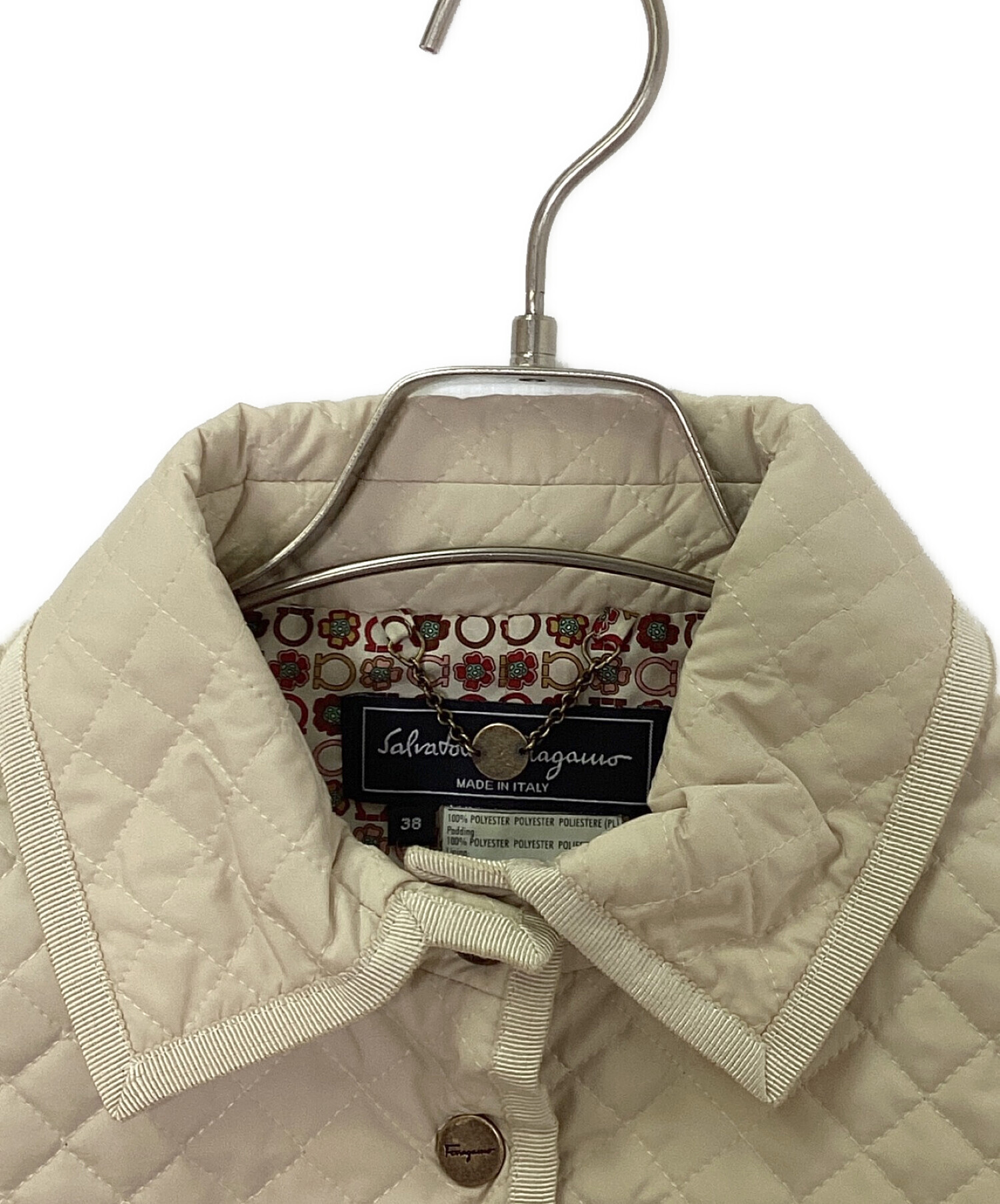 Salvatore Ferragamoフェラガモ チェスターコート 48ベージュ FERRAGAMO 【超美品】フェラガモ ガンチーニ ロングコート ベージュ