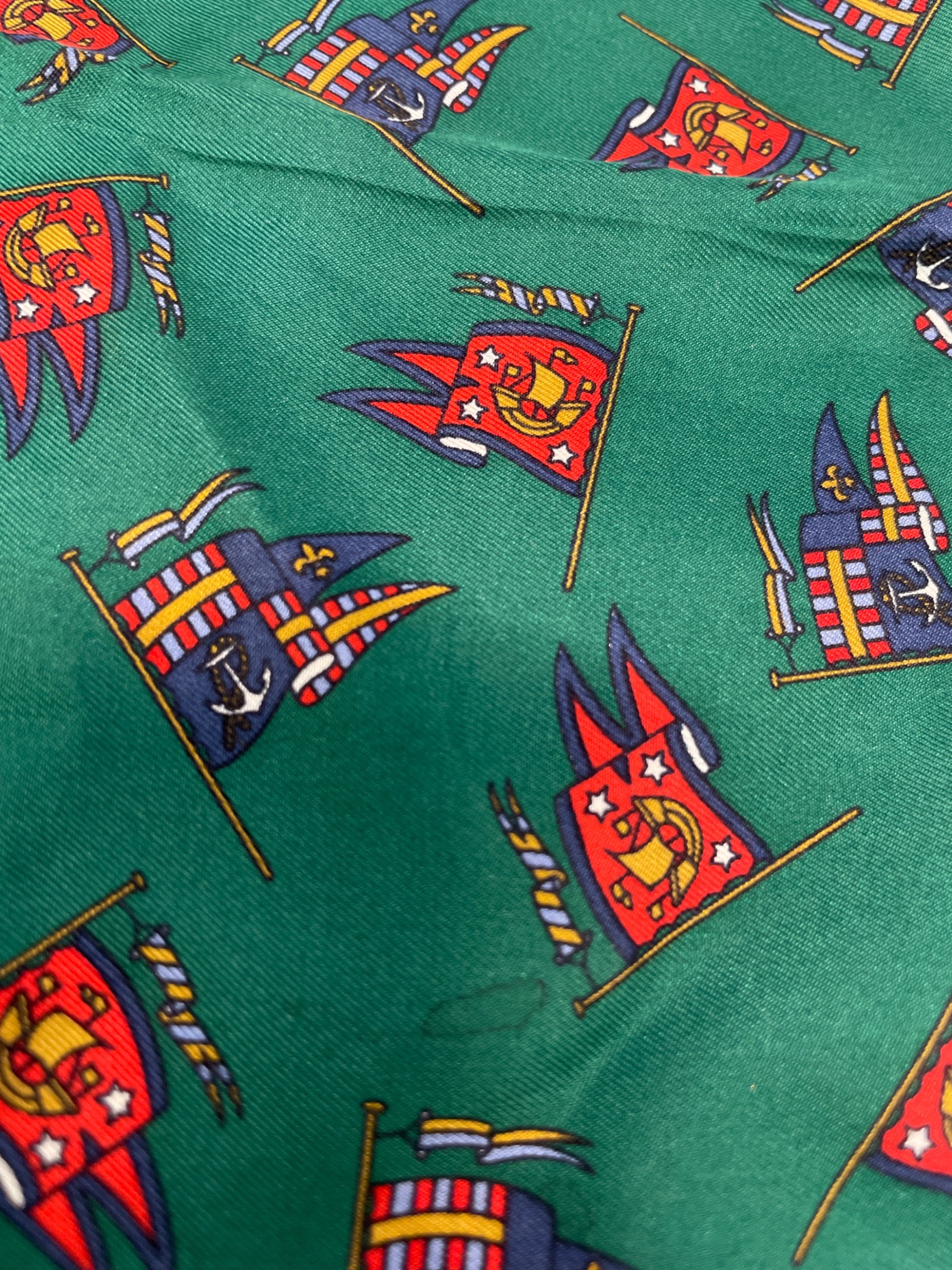 新品未使用！GUCCI　スカーフ　GG　シルク　グリーン 中古・古着通販】GUCCI (グッチ) シルクスカーフ グリーン｜ブランド