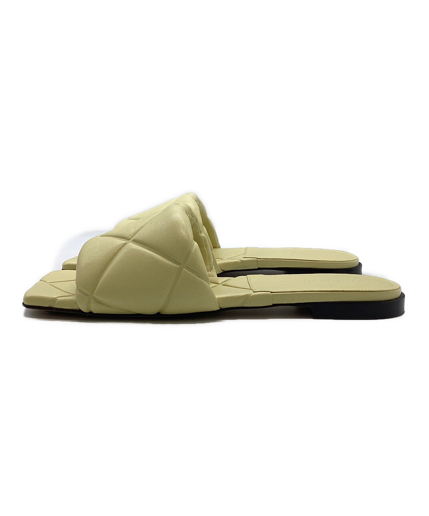 中古・古着通販】BOTTEGA VENETA (ボッテガベネタ) サンダル イエロー