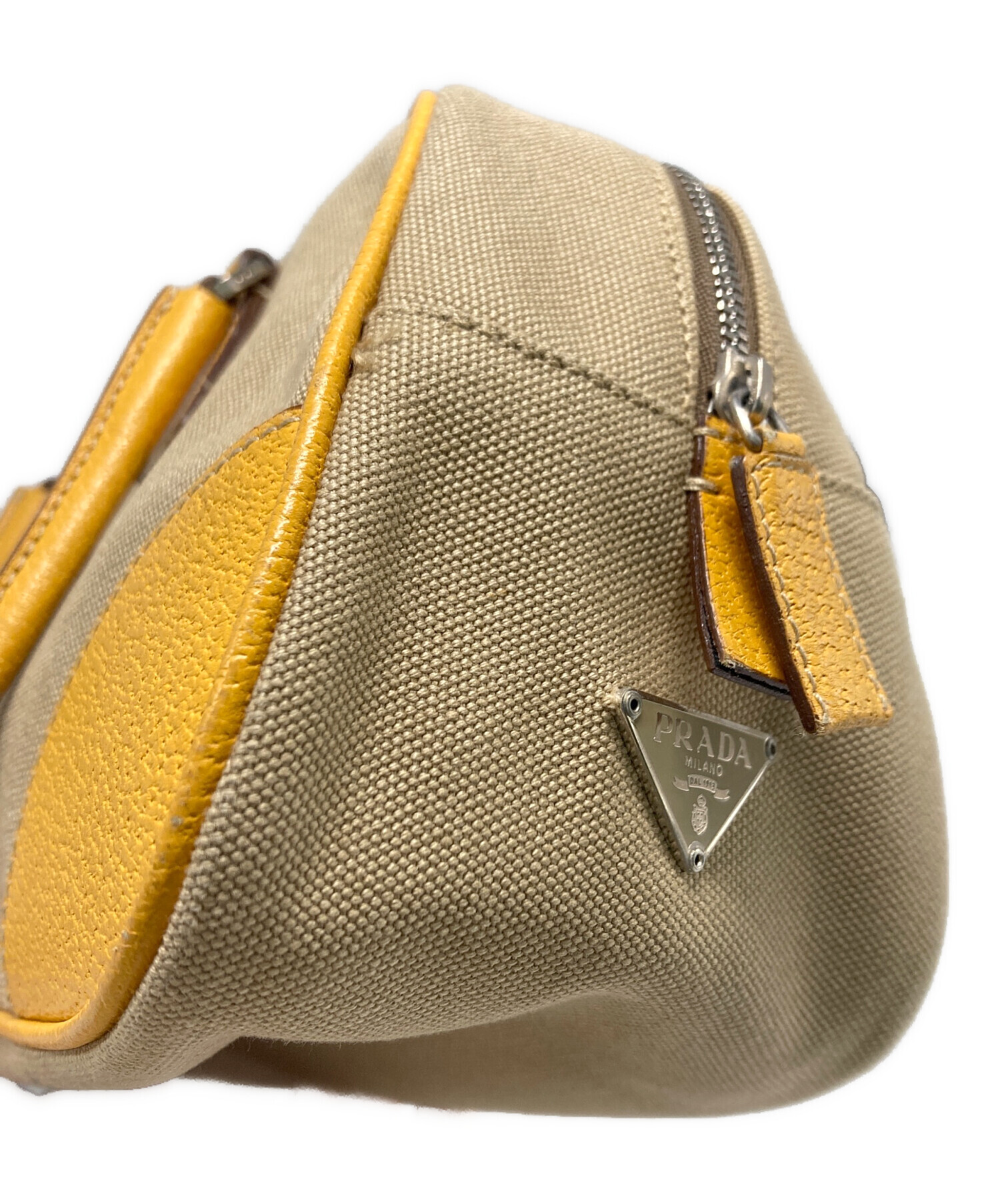 【値下げ】PRADA イエロー ハンドバッグ プラダ トートバッグ カナパ イエローをお買取させて頂きました