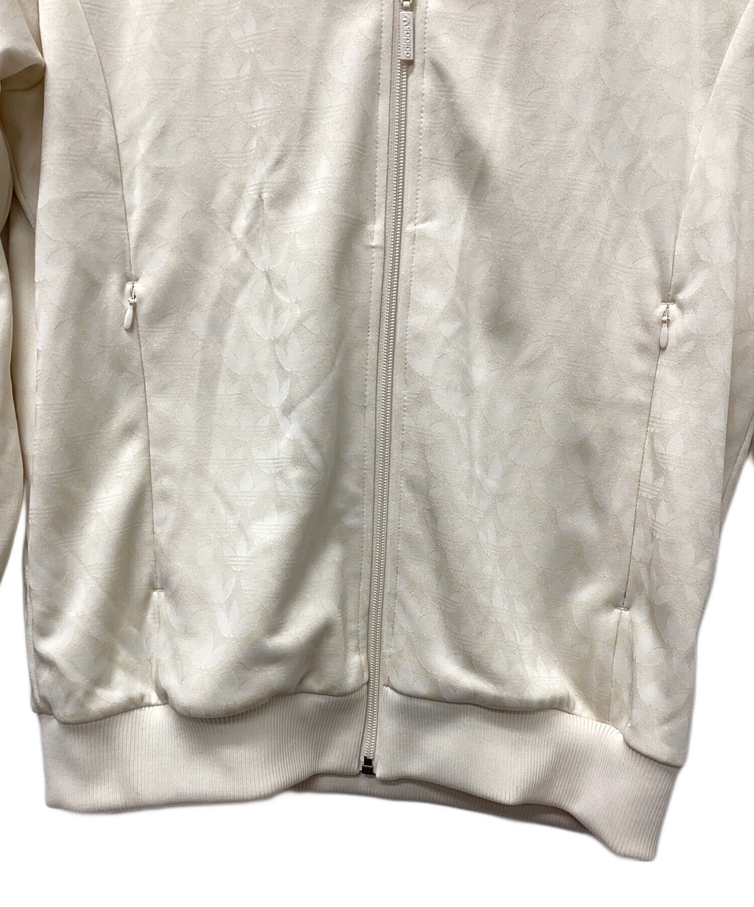 中古・古着通販】adidas (アディダス) トラックジャケット アイボリー 