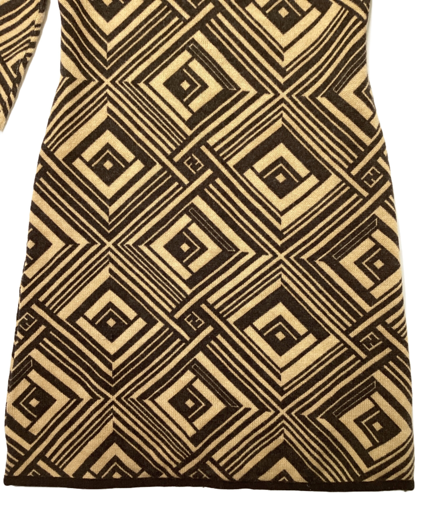 中古・古着通販】FENDI (フェンディ) ニットワンピース ブラウン