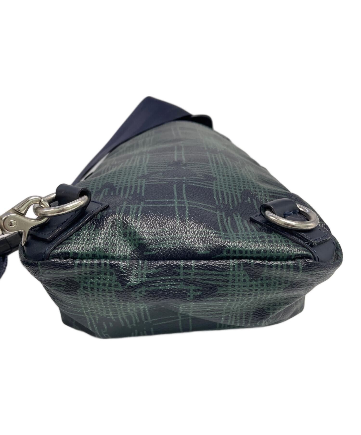 VivienneWestwood MAN ボディバッグ ほぼ未使用 中古・古着通販】Vivienne Westwood man (ヴィヴィアン ウェストウッド