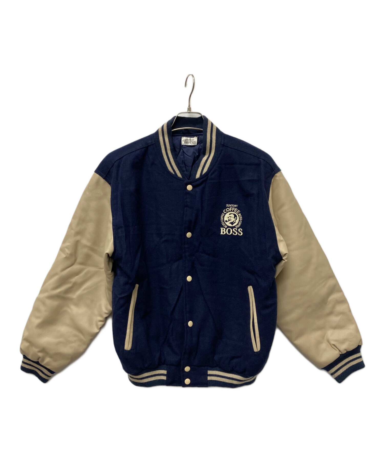 BOSS スタジャン ネイビー/ベージュ 中古・古着通販】SUNTORY BOSS (サントリーボス) スタジャン ネイビー