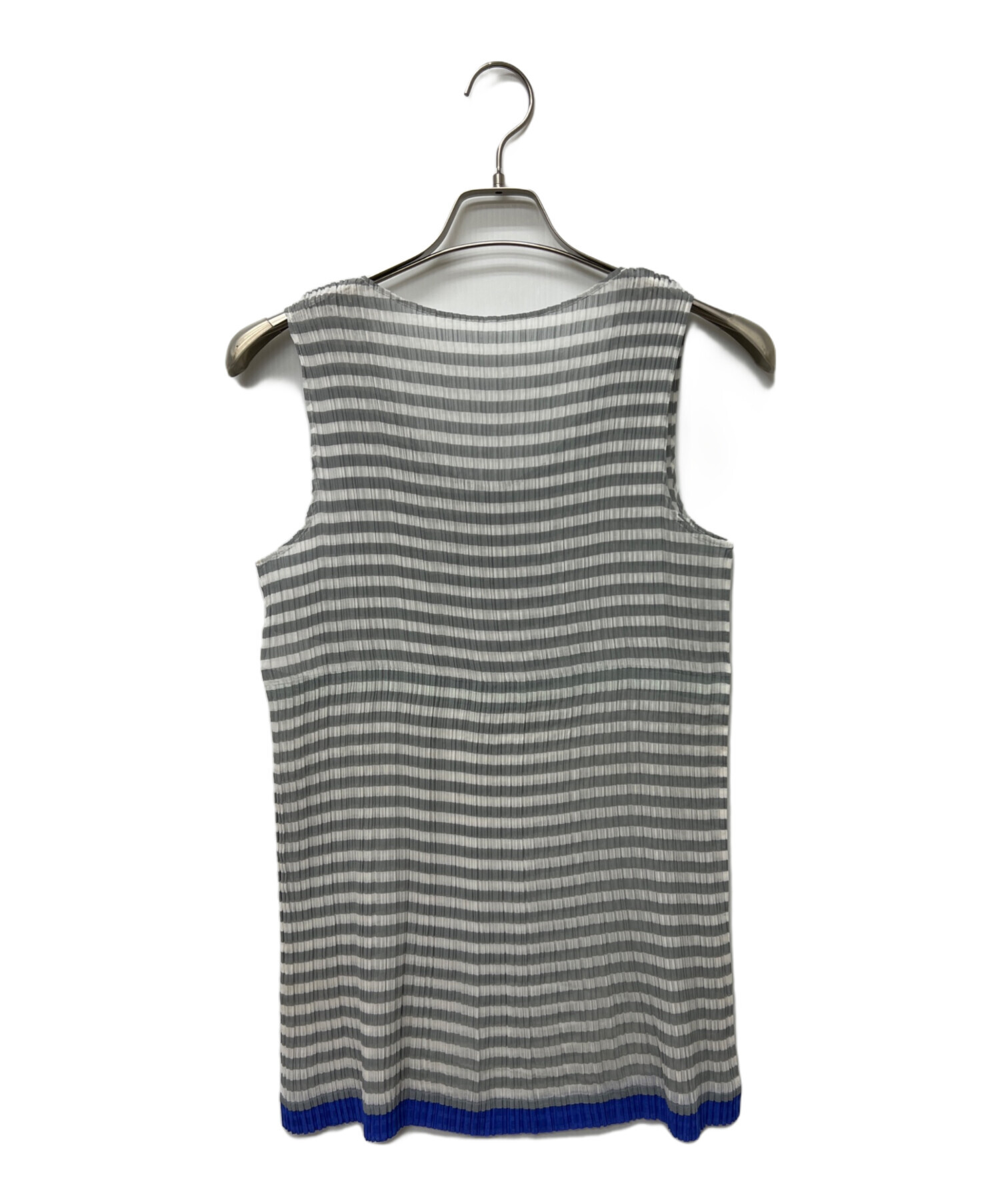 中古・古着通販】ISSEY MIYAKE (イッセイミヤケ) ノースリーブブラウス 