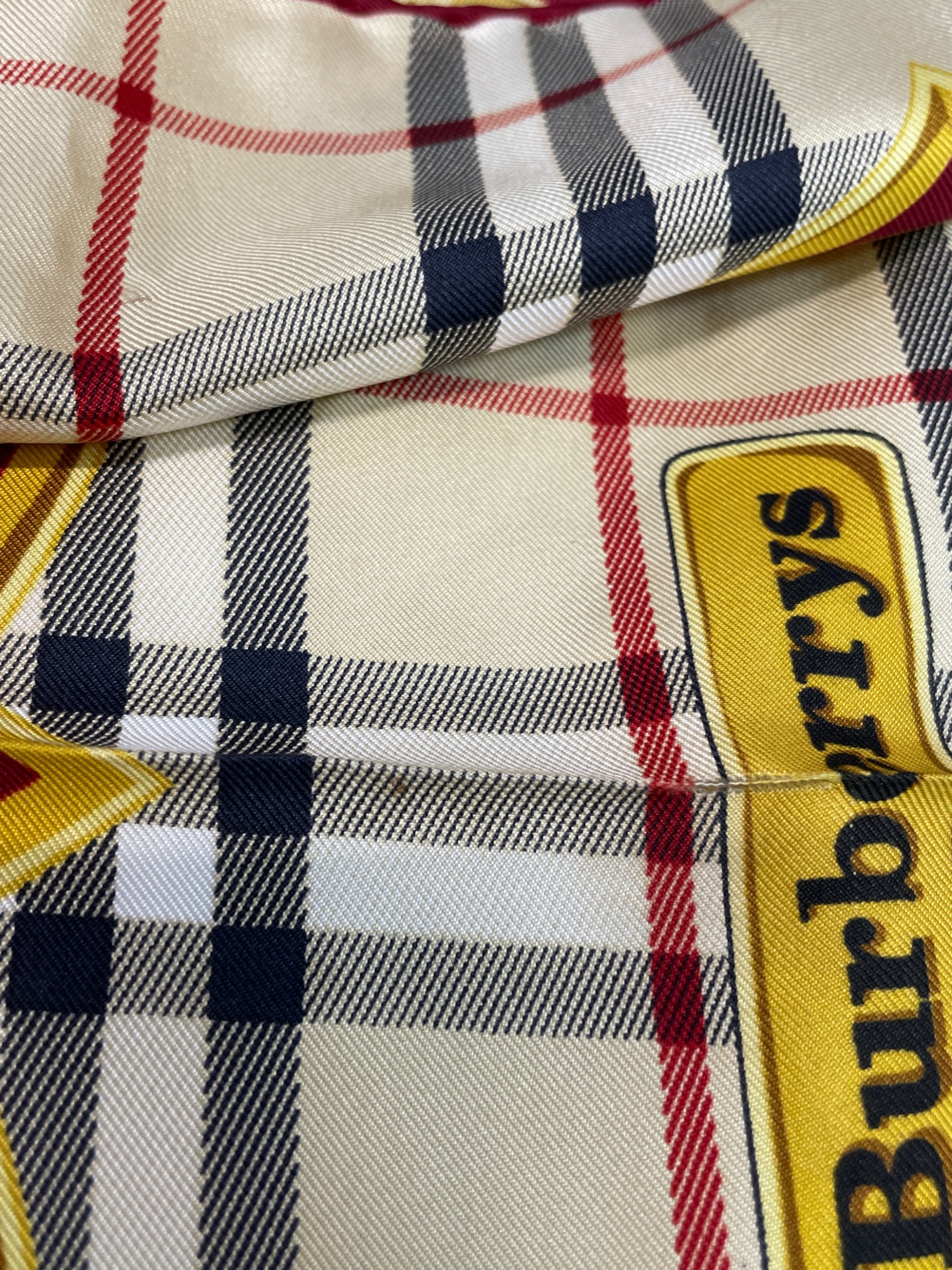 中古・古着通販】Burberry's (バーバリーズ) シルクスカーフ レッド