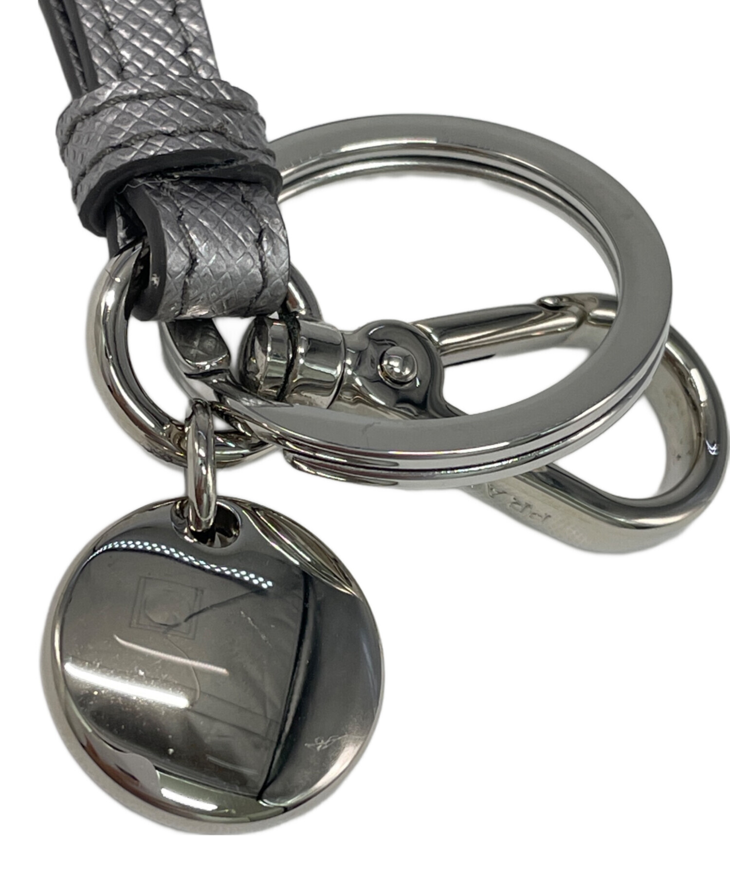中古・古着通販】PRADA (プラダ) ミラー付きチャーム シルバー