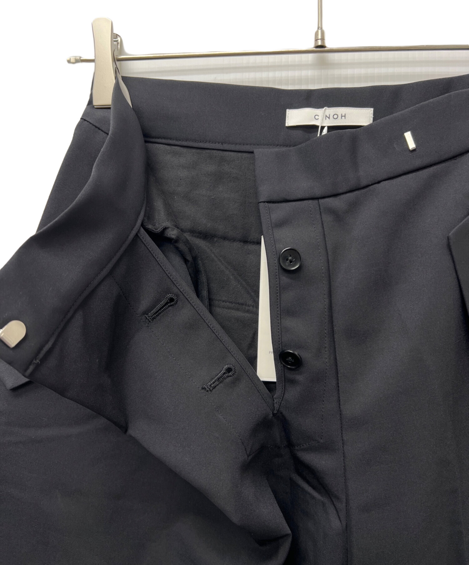 中古・古着通販】CINOH (チノ) ASYMMETRIC PANTS ブラック サイズ:36
