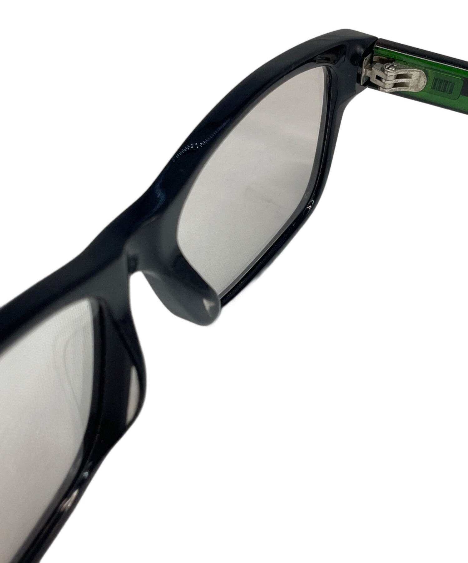 GUCCI グッチ メタルロゴ ヴィンテージ y2k サングラス グリーン GUCCI グッチ メタルロゴ ヴィンテージ y2k サングラス グリーン