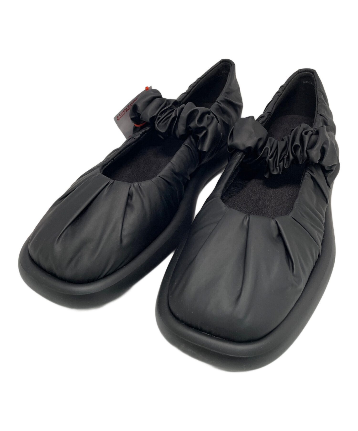 美品ほぼ未使用CAMPERカンペールブラック フラットシューズ37repetto 中古・古着通販】CAMPER (カンペール) フラットシューズ ブラック