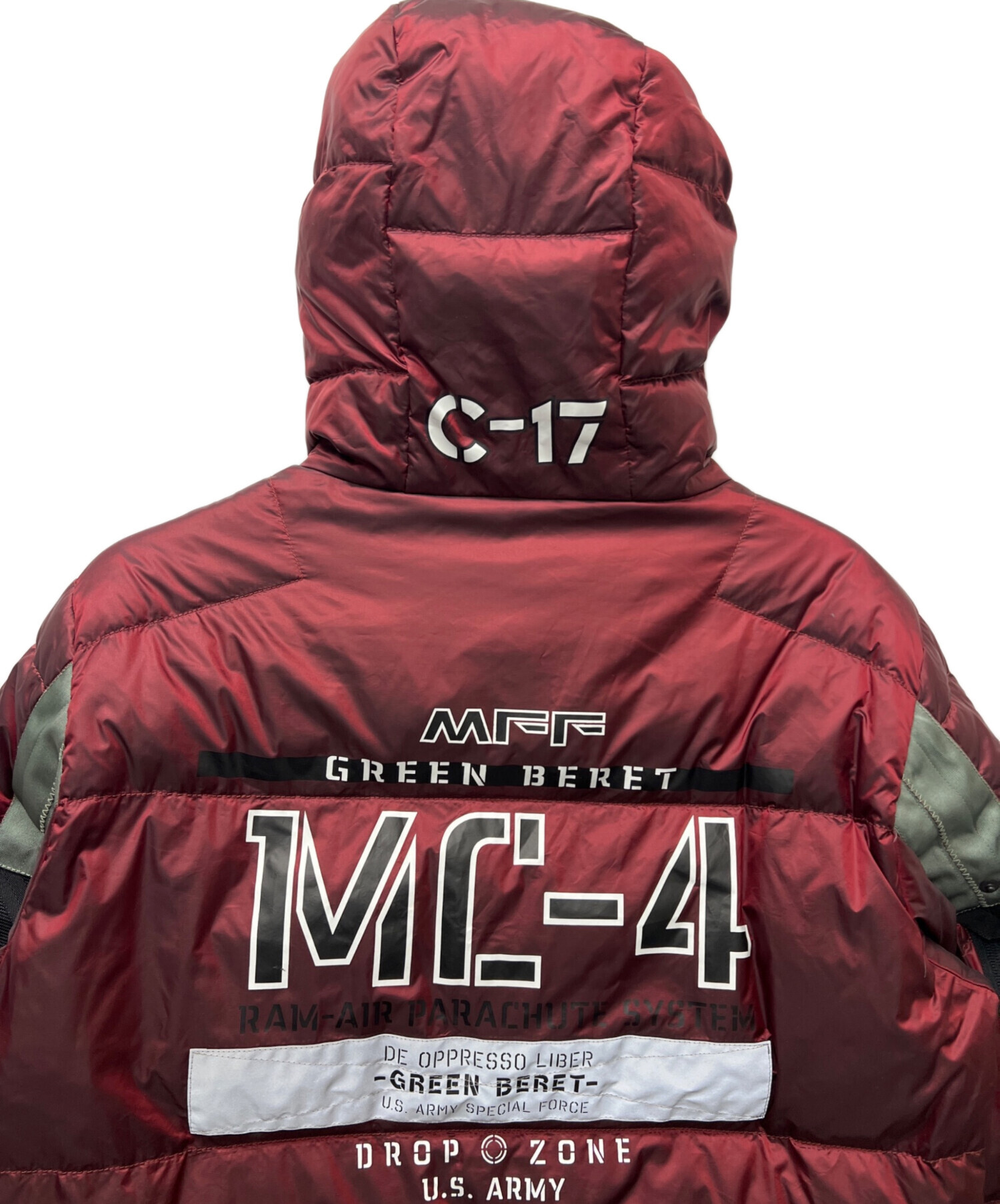 中古・古着通販】AVIREX (アヴィレックス) ダウンジャケット レッド