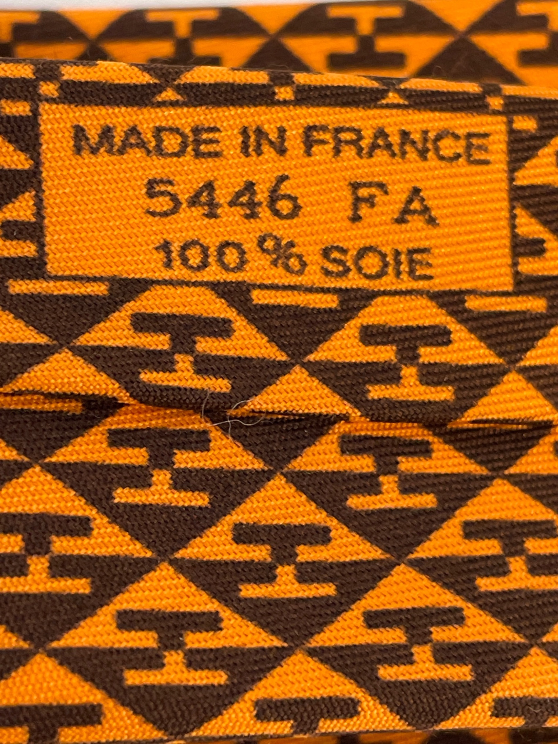 中古・古着通販】HERMES (エルメス) ネクタイ オレンジ×ブラック 中古・古着通販】HERMES (エルメス) ネクタイ オレンジ×ブラック