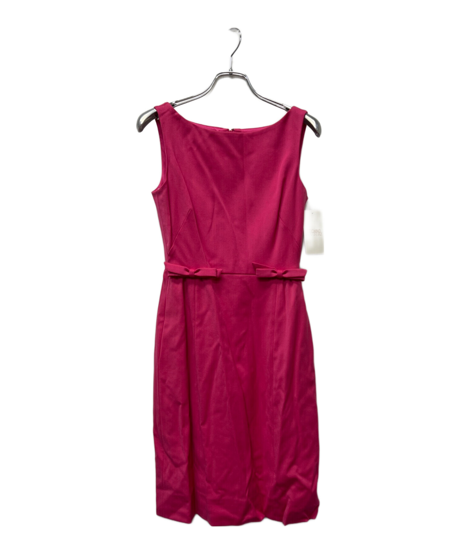 RED VALENTINO 半袖 ワンピース 黒 ピンク 中古・古着通販】RED VALENTINO (レッドヴァレンティノ) 花柄