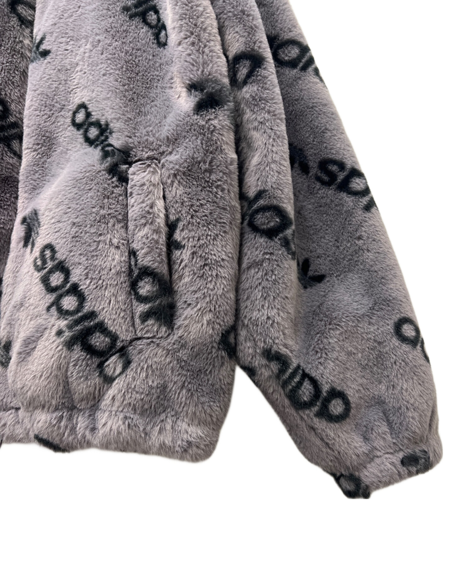 中古・古着通販】adidas (アディダス) トーナル総柄プリント ファー 