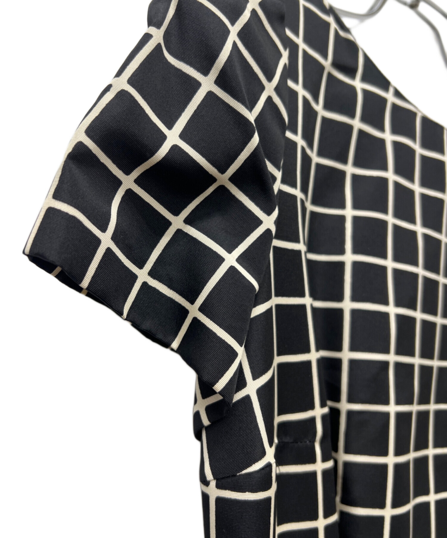 15%値下げ‼️<美品！>プラダPRADA半袖ワンピース 中古・古着通販】PRADA (プラダ) Re-Nylon 半袖ワンピース ブラック