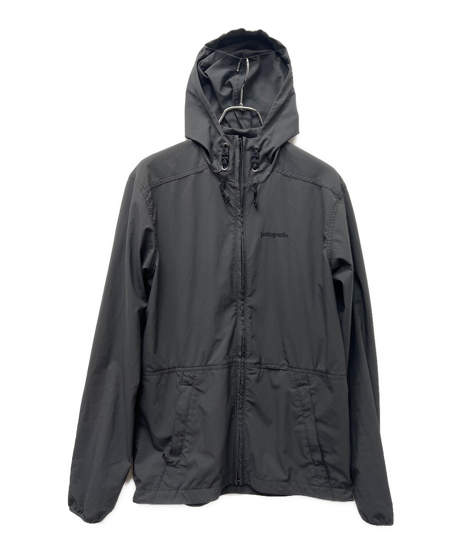 patagonia グレー パーカー 山デザイン 中古・古着通販】Patagonia (パタゴニア) プルオーバーパーカー グレー