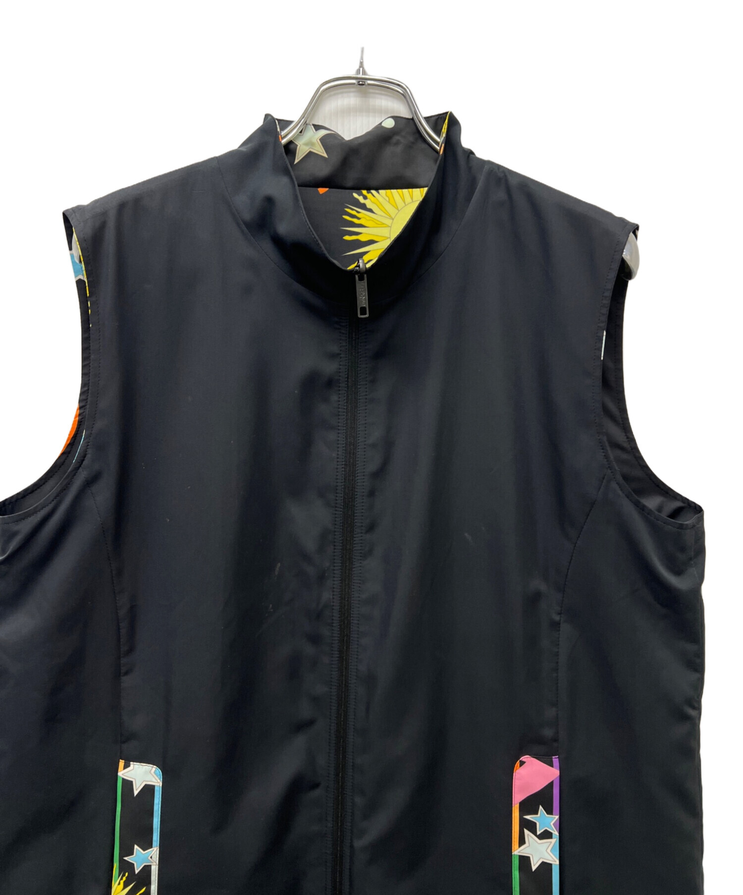 【 レオナールスポーツ 】　黒　ジップアップ　ジャケット　ジャンパー　サイズ42 中古・古着通販】LEONARD (レオナール) ジップベスト ブラック サイズ