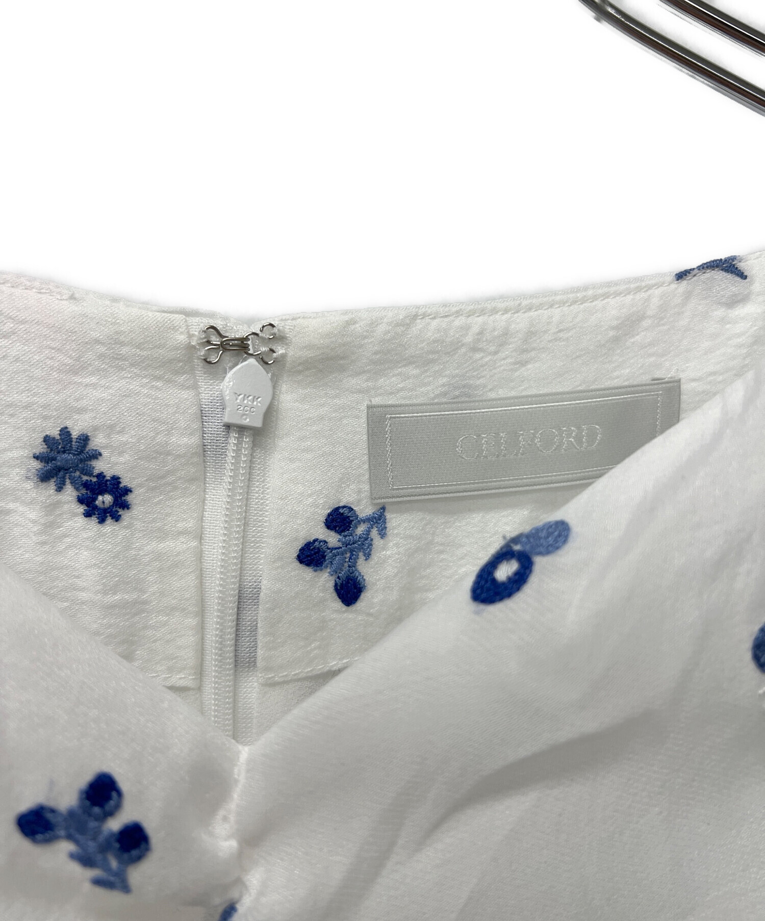 中古・古着通販】CELFORD (セルフォード) 小花刺繍ペプラムブラウス