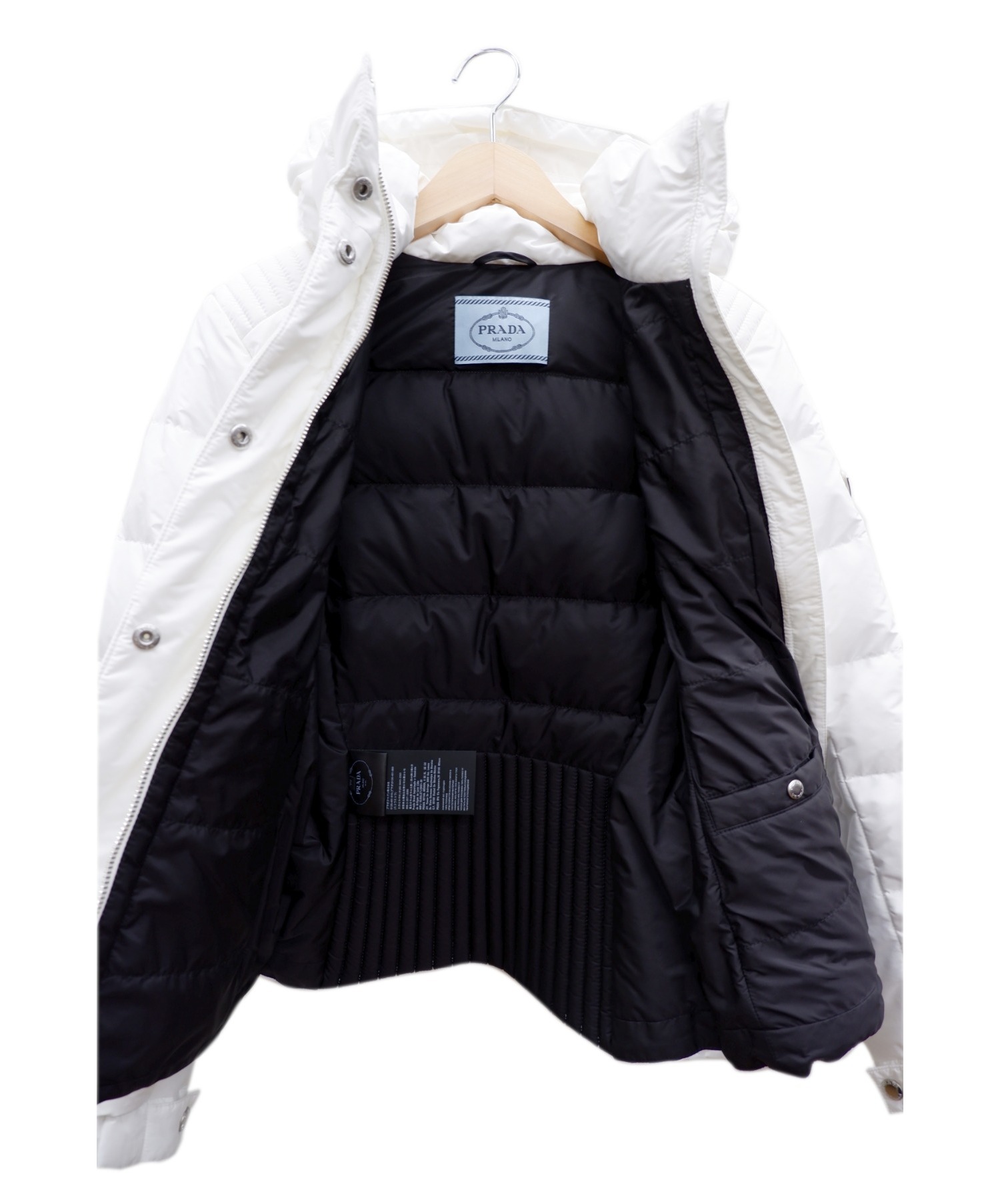 中古・古着通販】PRADA (プラダ) ダウンジャケット ホワイト サイズ:40 