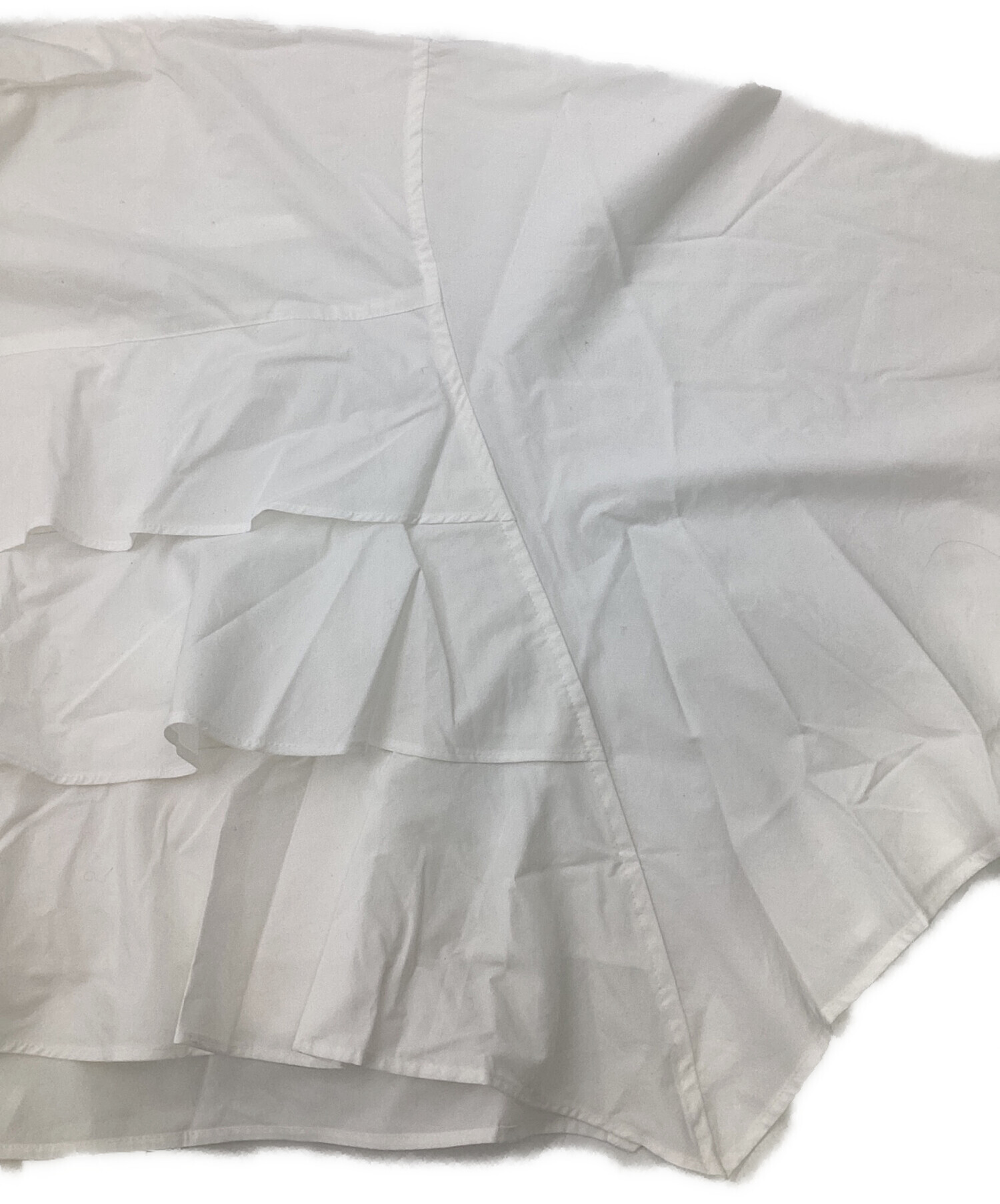 LE PHIL / ルフィル | クロップド フレアシャツ | F | ホワイト | レディース 中古・古着通販】LE PHIL (ル フィル) クロップドフレアシャツ