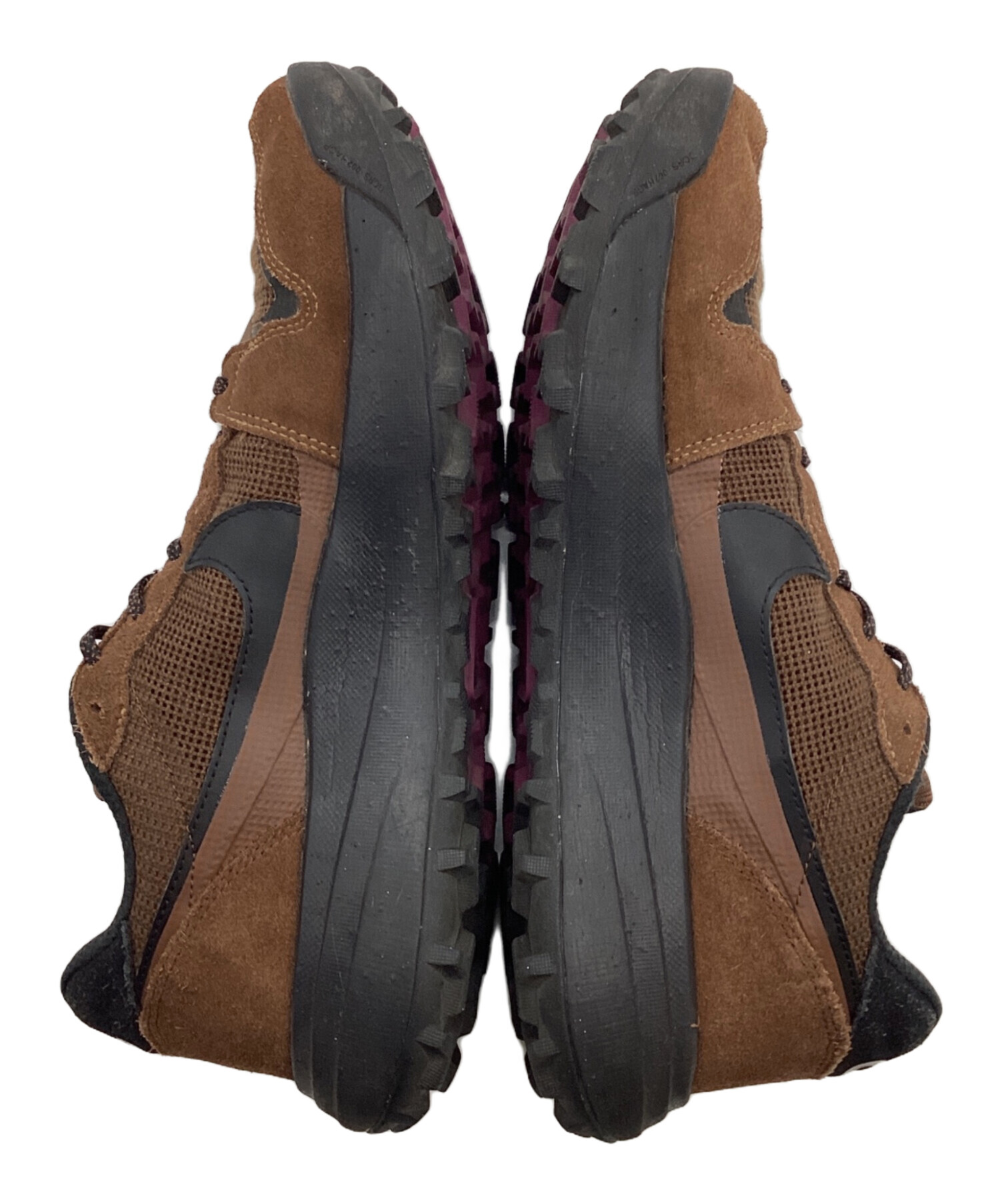 NIKE ACG (ナイキエージーシー) LOWCATE（ローケート）スニーカー 