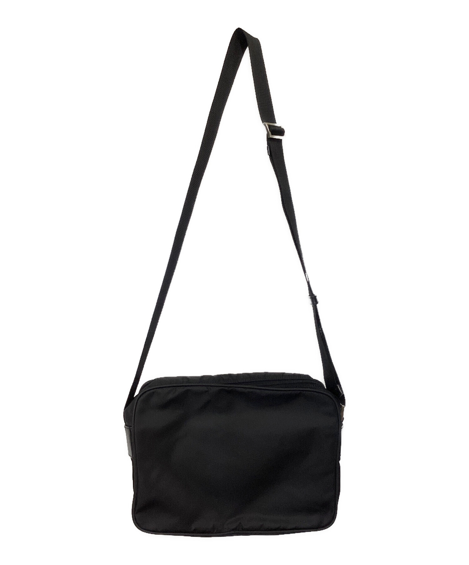 未使用級　150 PRADA プラダ　ショルダーバッグ　ブラック　ナイロン 未使用級 150 PRADA プラダ ショルダーバッグ ブラック ナイロン