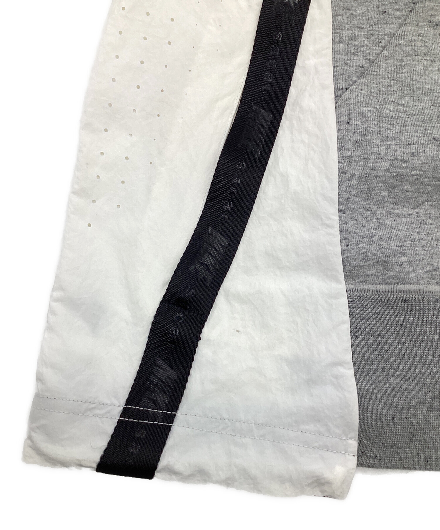 中古・古着通販】NIKE (ナイキ) sacai (サカイ) ドッキング プル