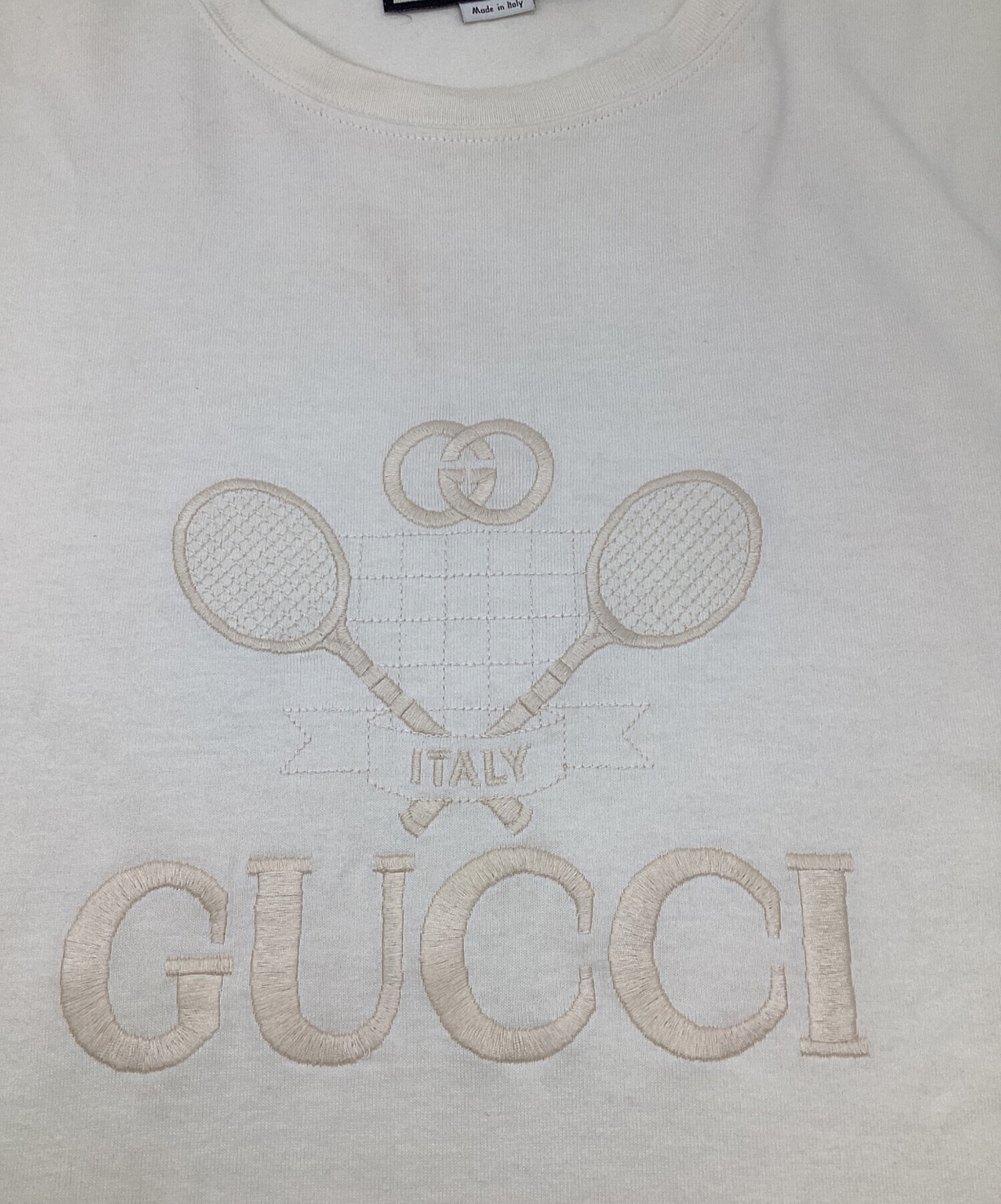 GUCCI Tシャツ ロゴ刺繍 ベージュ