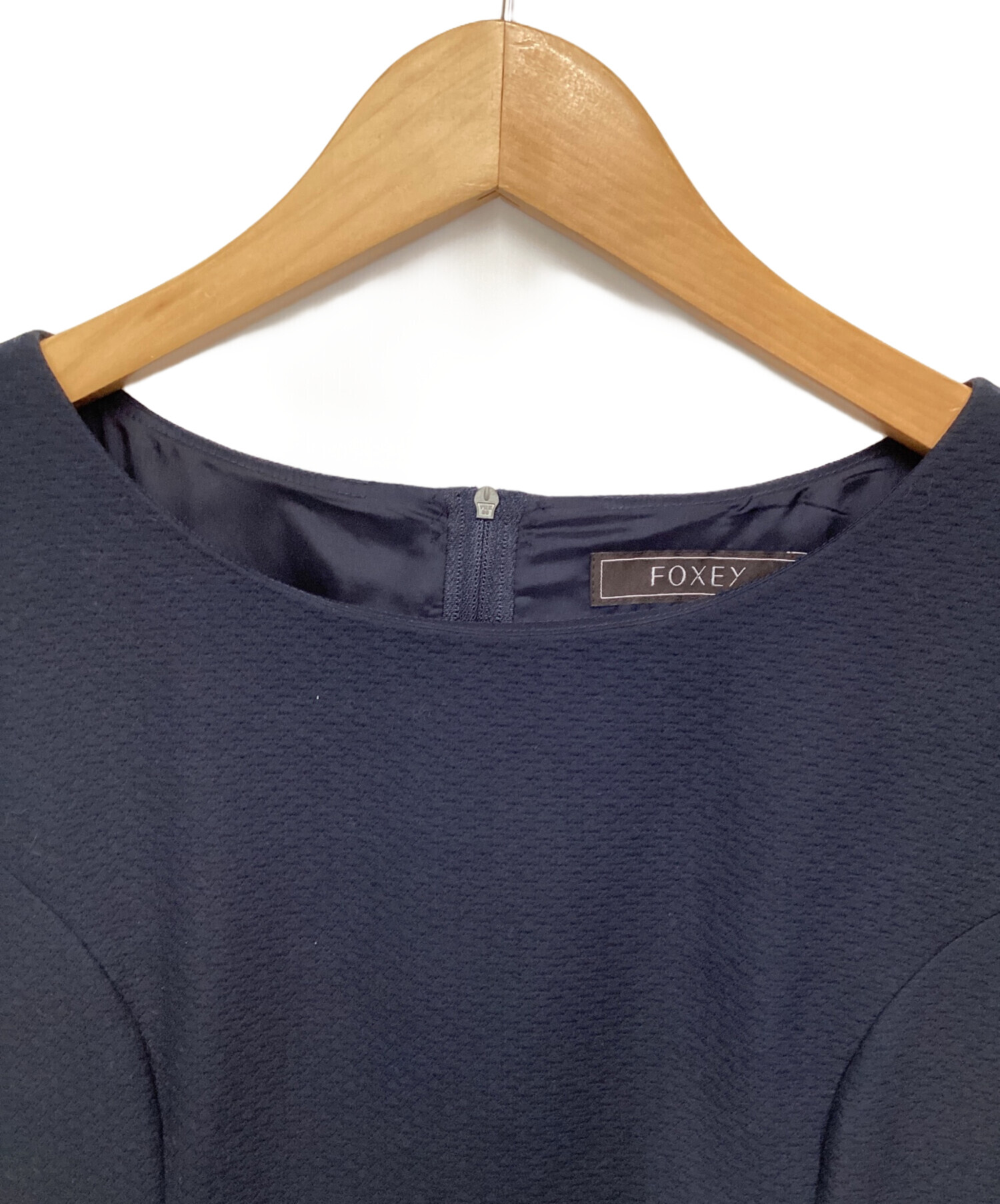 中古・古着通販】FOXEY (フォクシー) ノースリーブワンピース ネイビー