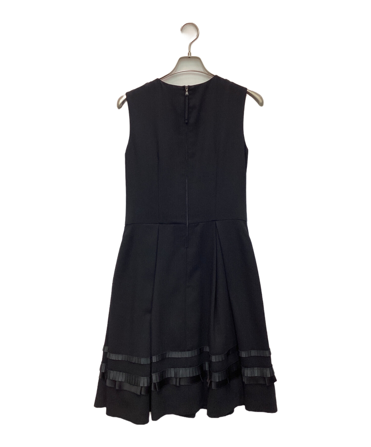 【定価：￥142.560-】★美品★FOXEY/フォクシー ドレス ネリネ38 December 2025 | FOXEY - フォクシー