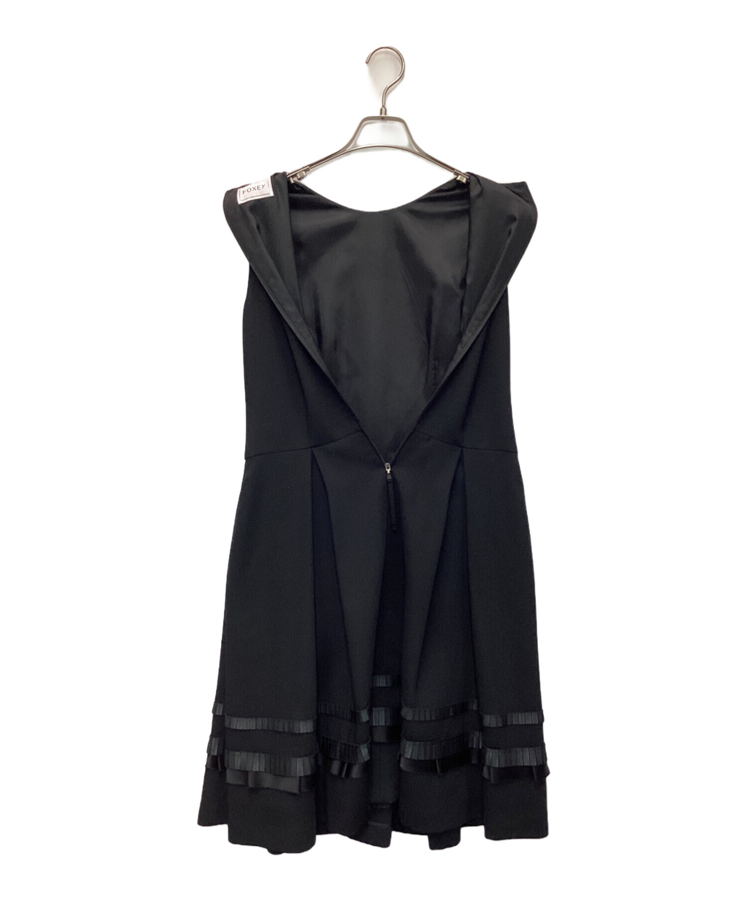 【定価：￥142.560-】★美品★FOXEY/フォクシー ドレス ネリネ38 中古・古着通販】FOXEY (フォクシー) ノースリーブワンピース ネイビー