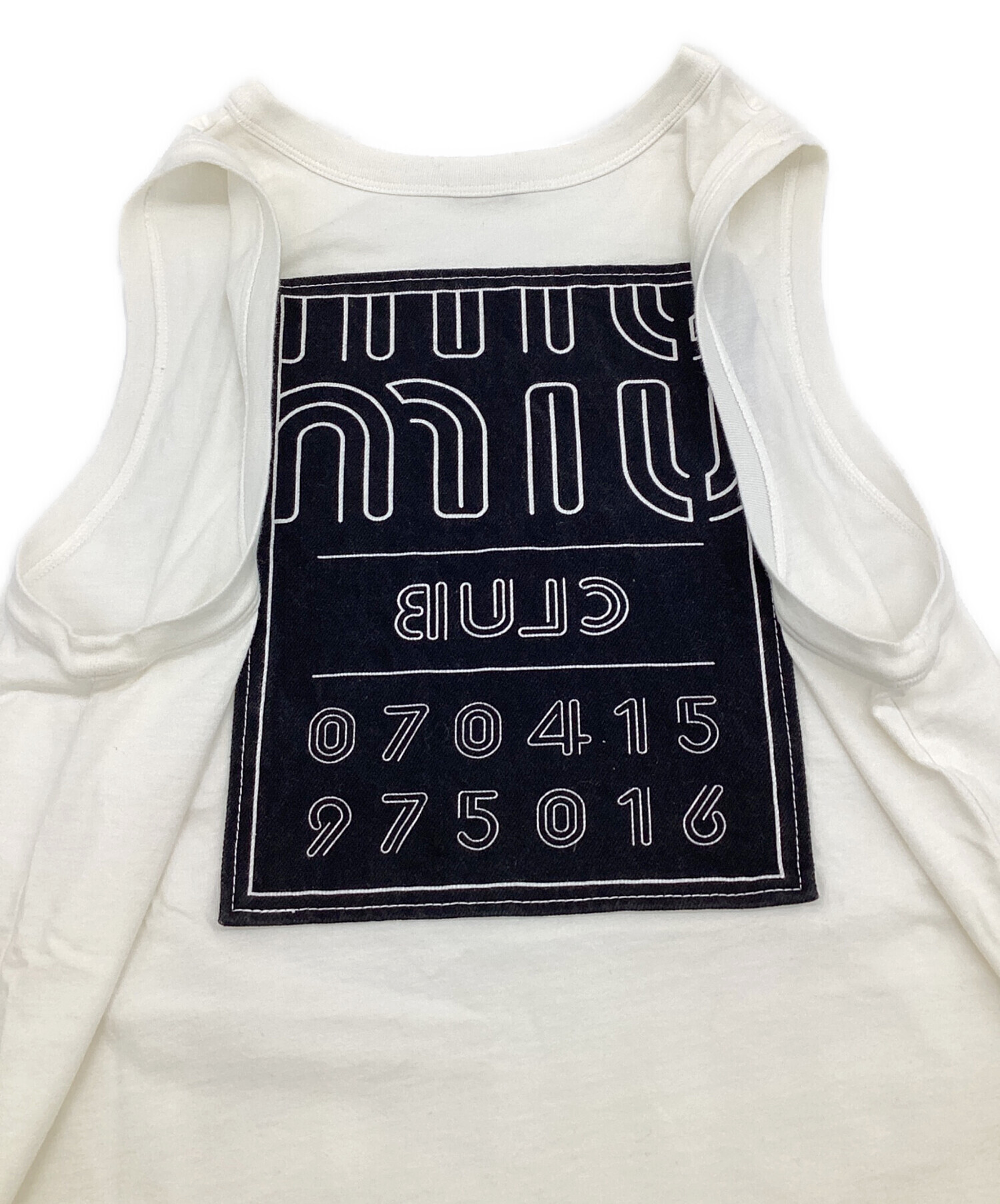 miu miu ブラック タンクトップ MIU MIU ブラック タンクトップ Miu Miu ロゴ タンクトップ